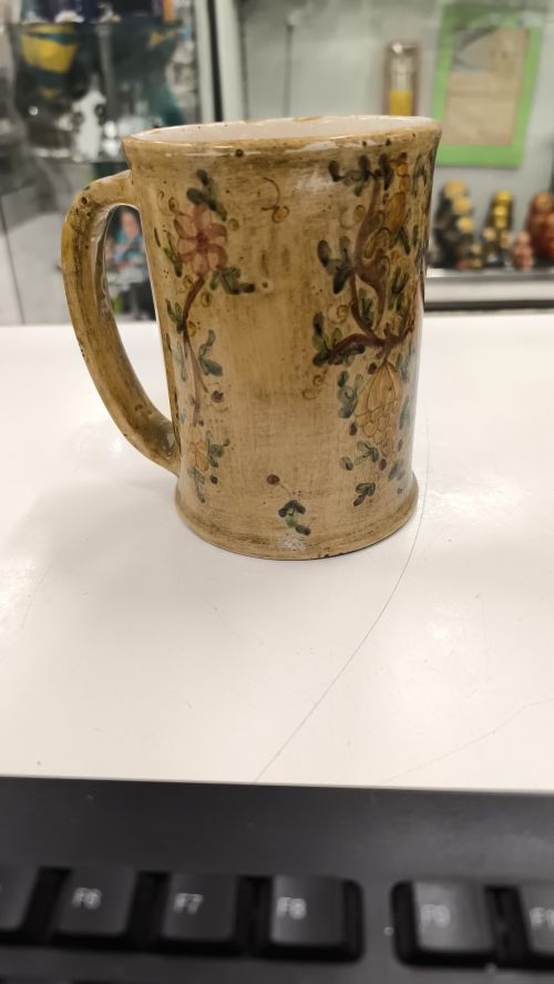 Brocca dipinte a mano in ceramica di Gubbio
