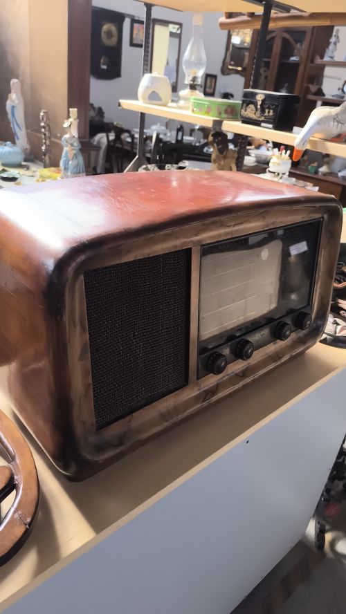 RADIO KENNEDY a valvole ( da rest.)