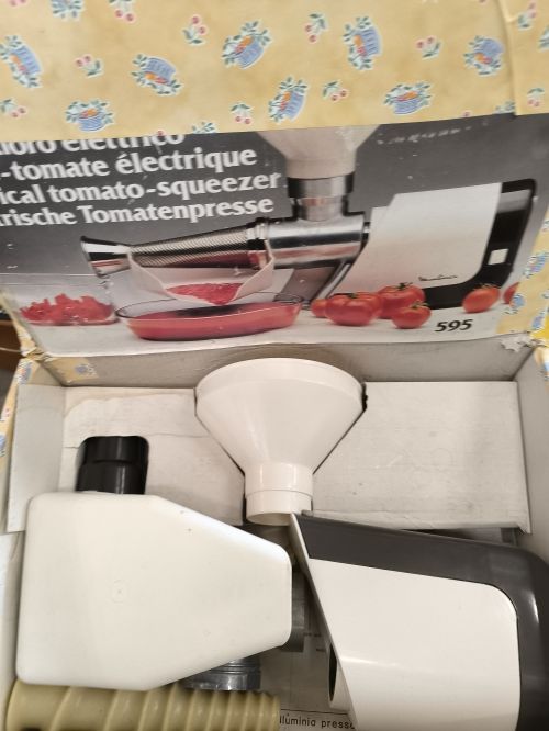  Macchina per il pomodoro motore elettrico