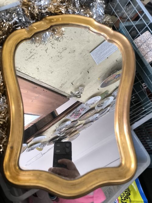  Specchio cornice dorata piccola 