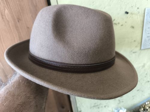  Cappello in panno OVS