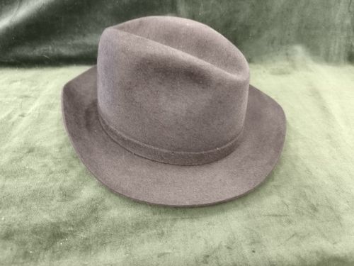  Cappello in cashmere 