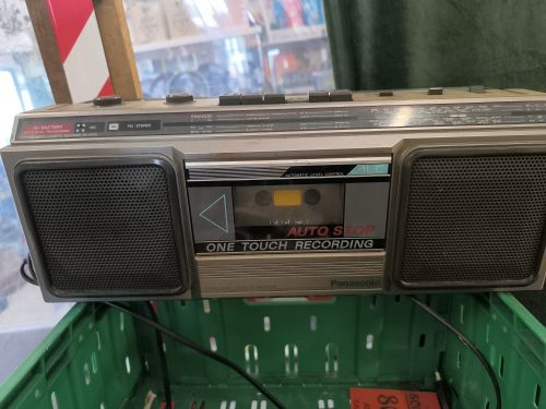  Radio anni 80 mangia nastri non funziona 
