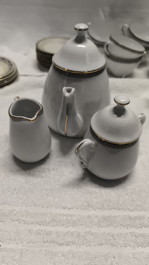  Teiera caffettiera e lattiera ceramica Richard Ginori