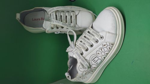  Scarpe bianche Laura Biagiotti 32