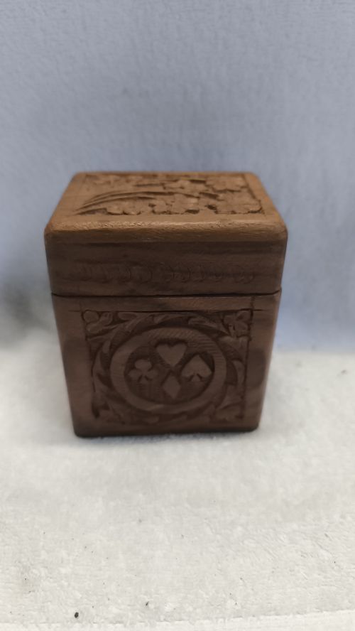  Piccola scatola in legno