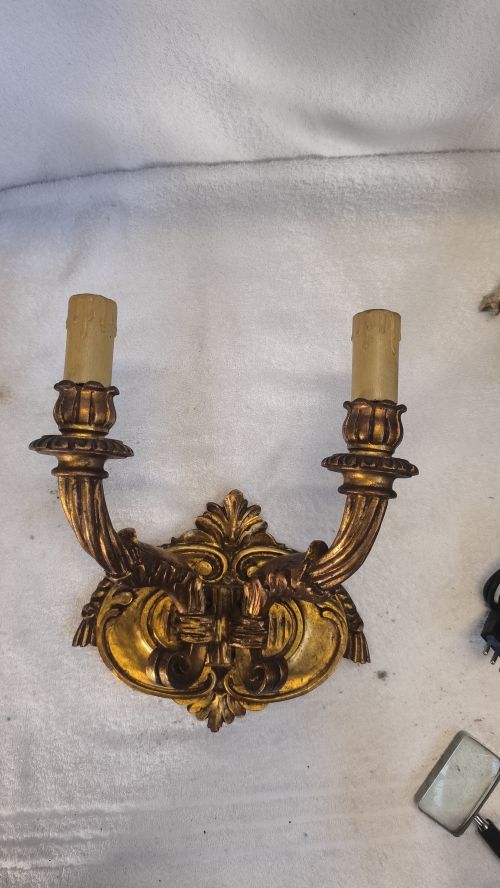  Antica applique di epoca XIX secolo in legno dorato scolpito a mano 