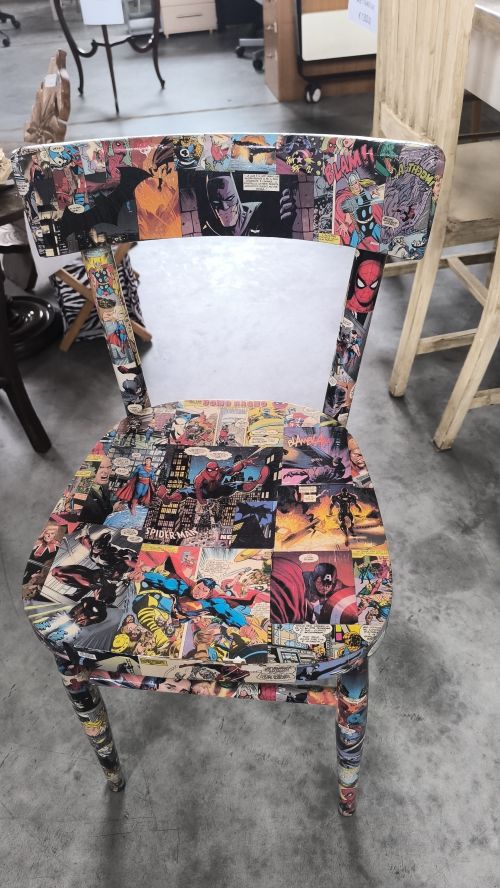 SEDIA FUMETTO
