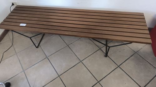 PANCA SLAT BENCH DI HARRY BERTOIA PER KNOLL INTERNATIONAL