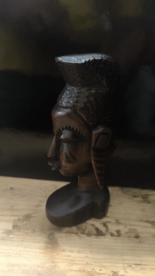 scultura legno piccola
