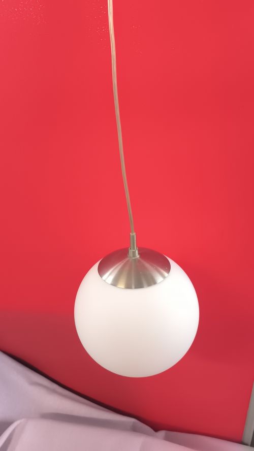 Lampadario rotondo in opalina