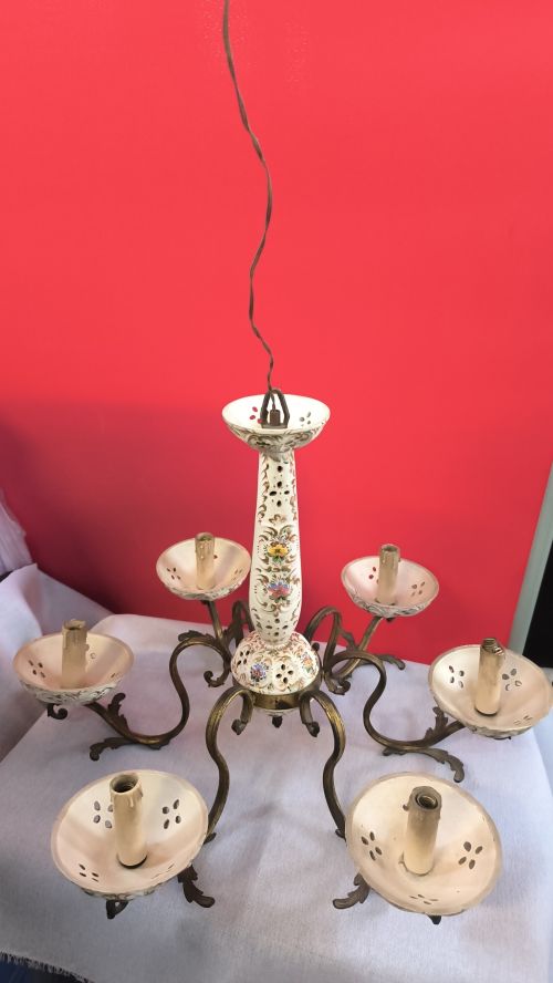 Lampadario in ceramica