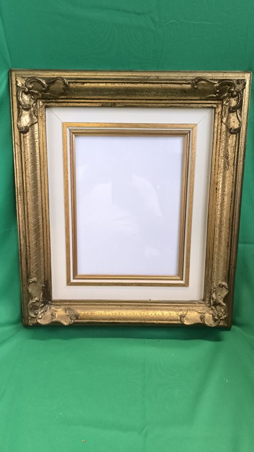 Cornice dorata misure 41 x 49
