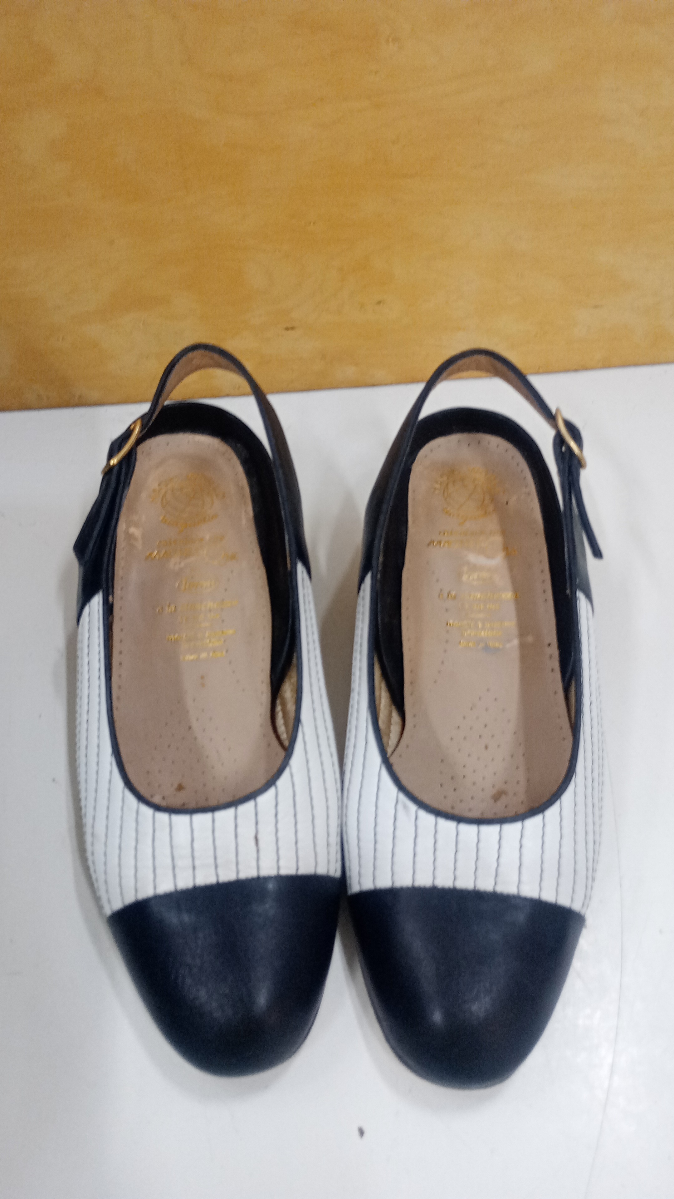  Scarpe bianche Blu numero 36