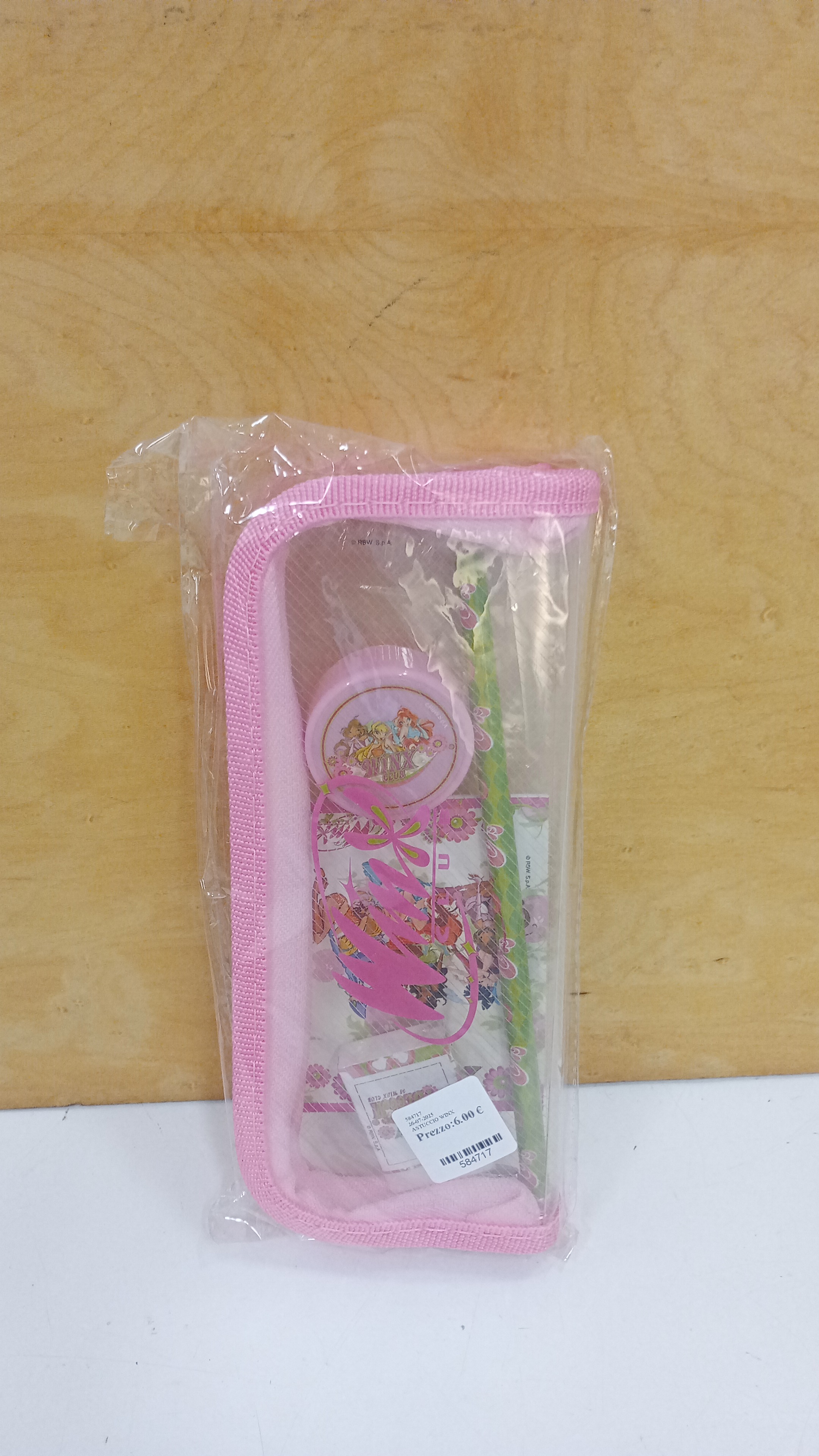 ASTUCCIO WINX