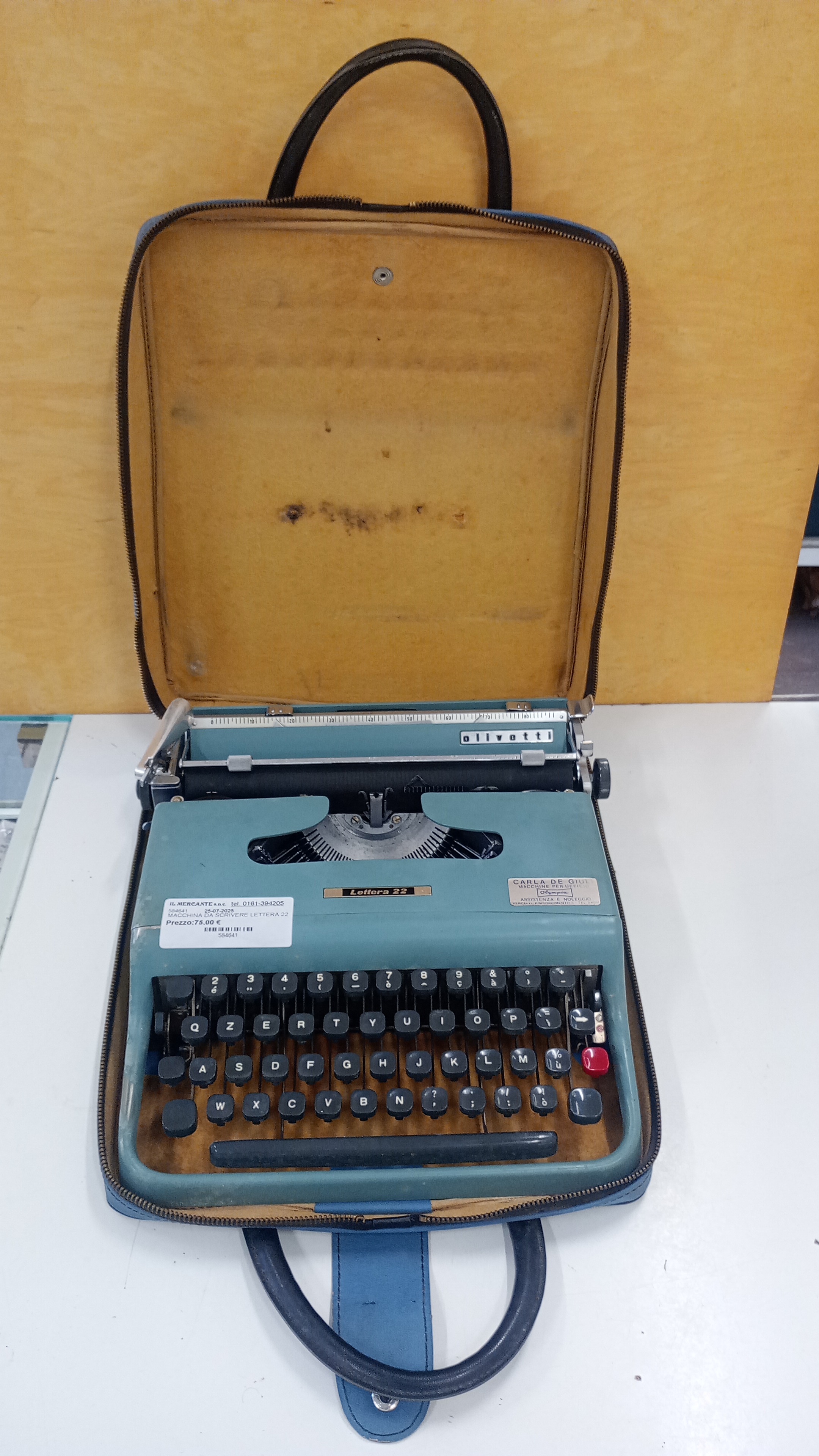 MACCHINA DA SCRIVERE LETTERA 22