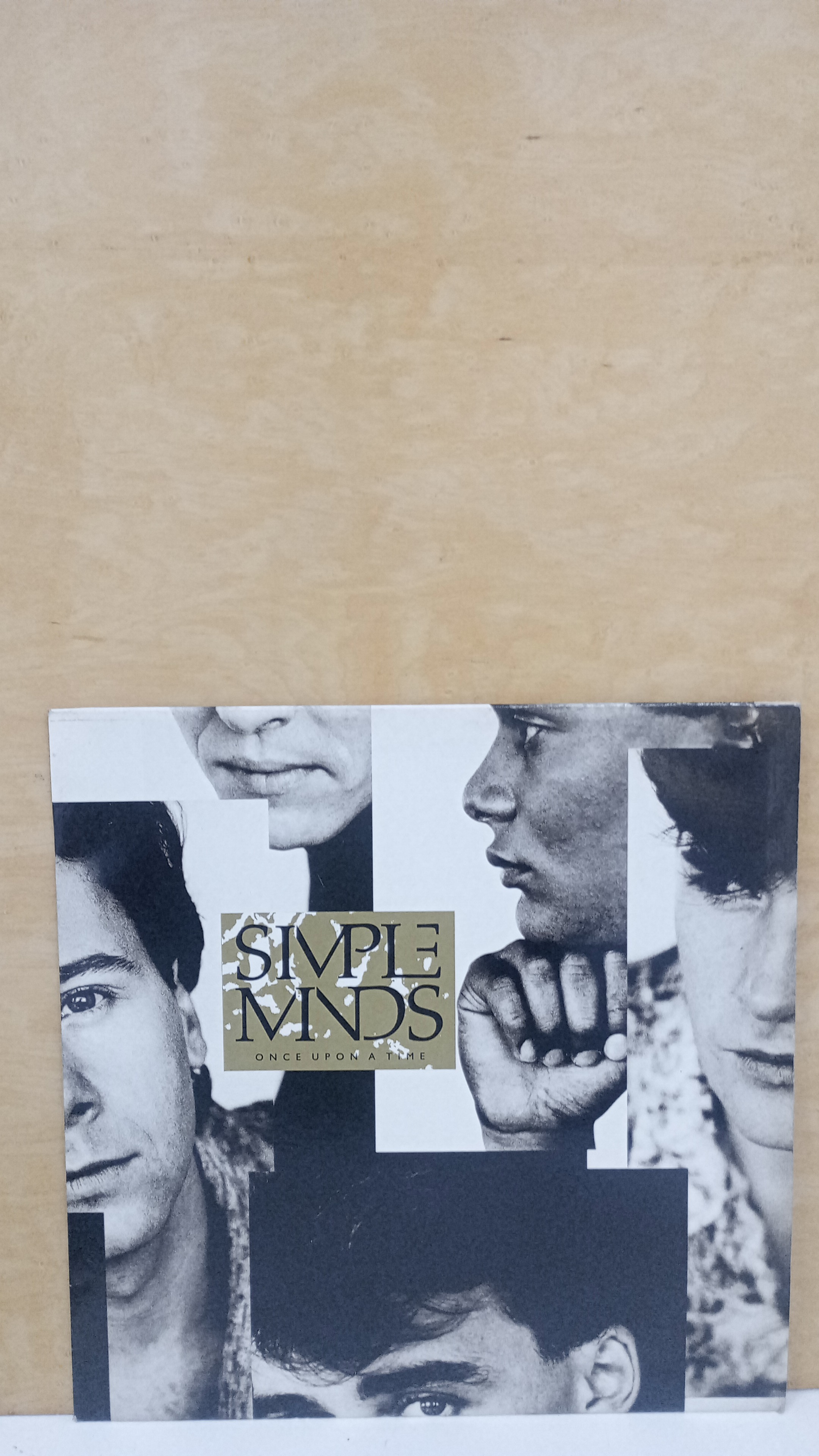 SIMPLE MINDS- ONCE UPON A