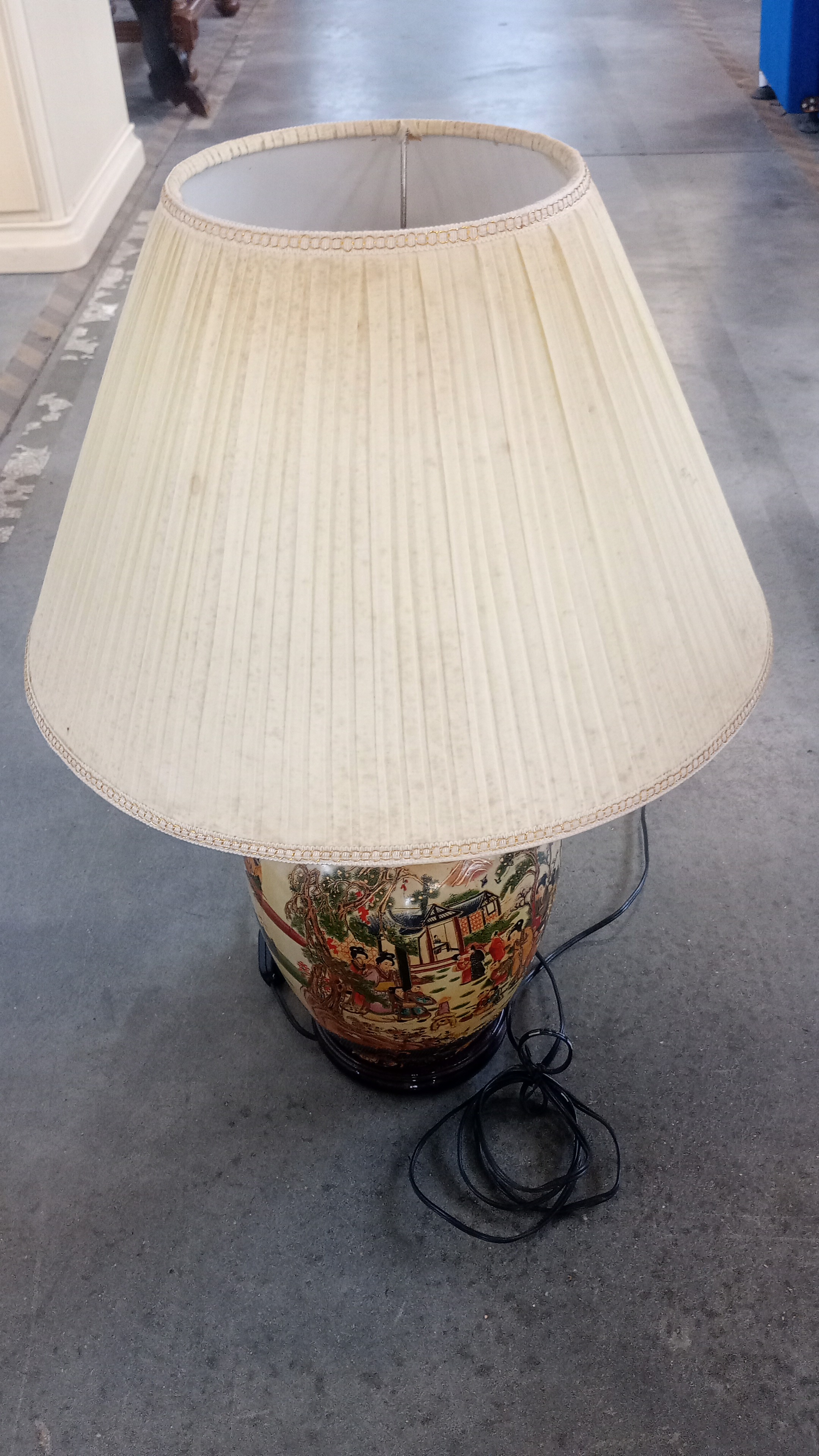 LAMPADA DA TAVOLO ORIENTALE 