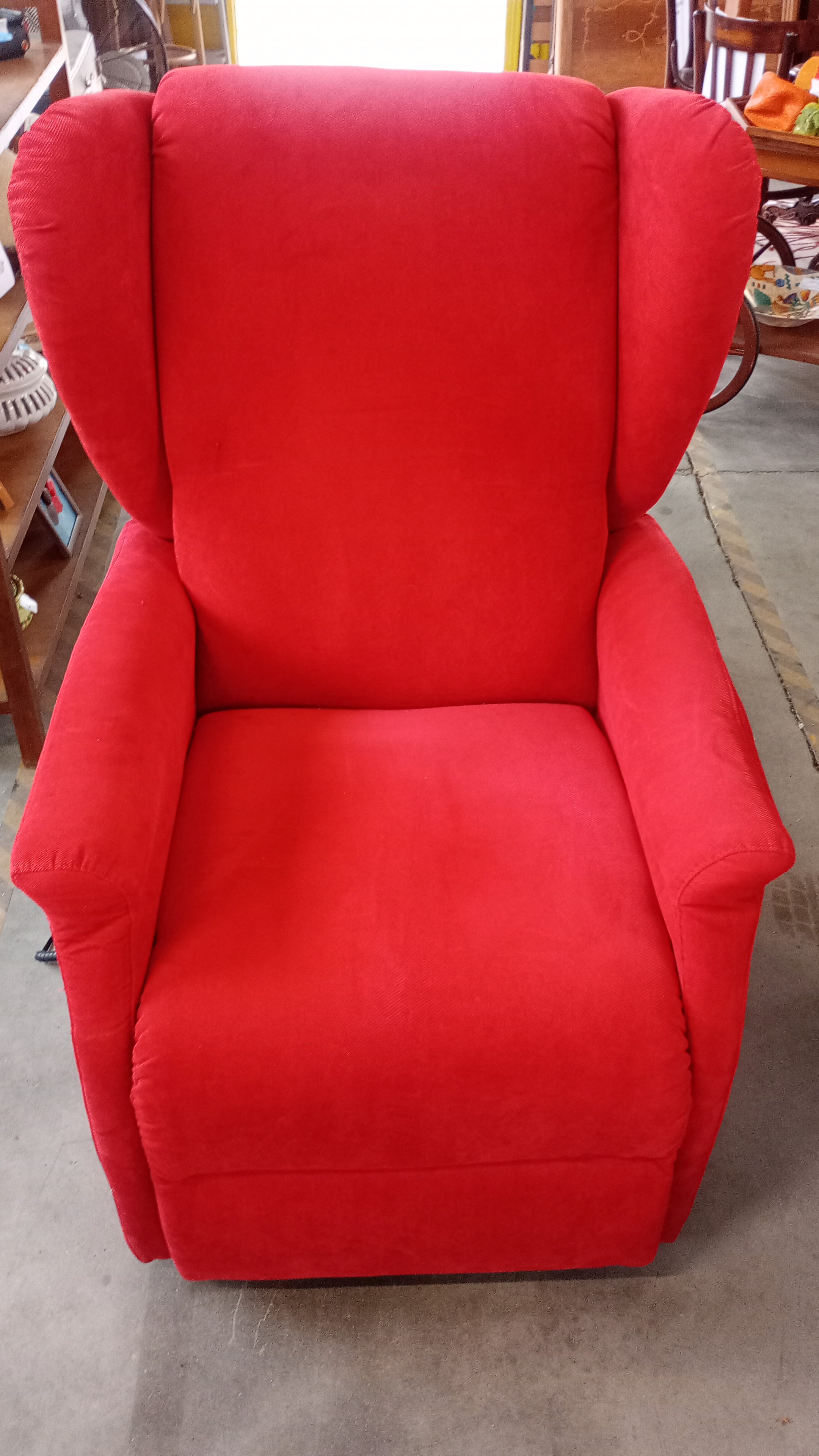POLTRONA  ALZAPERSONA ELETTRICA ROSSA