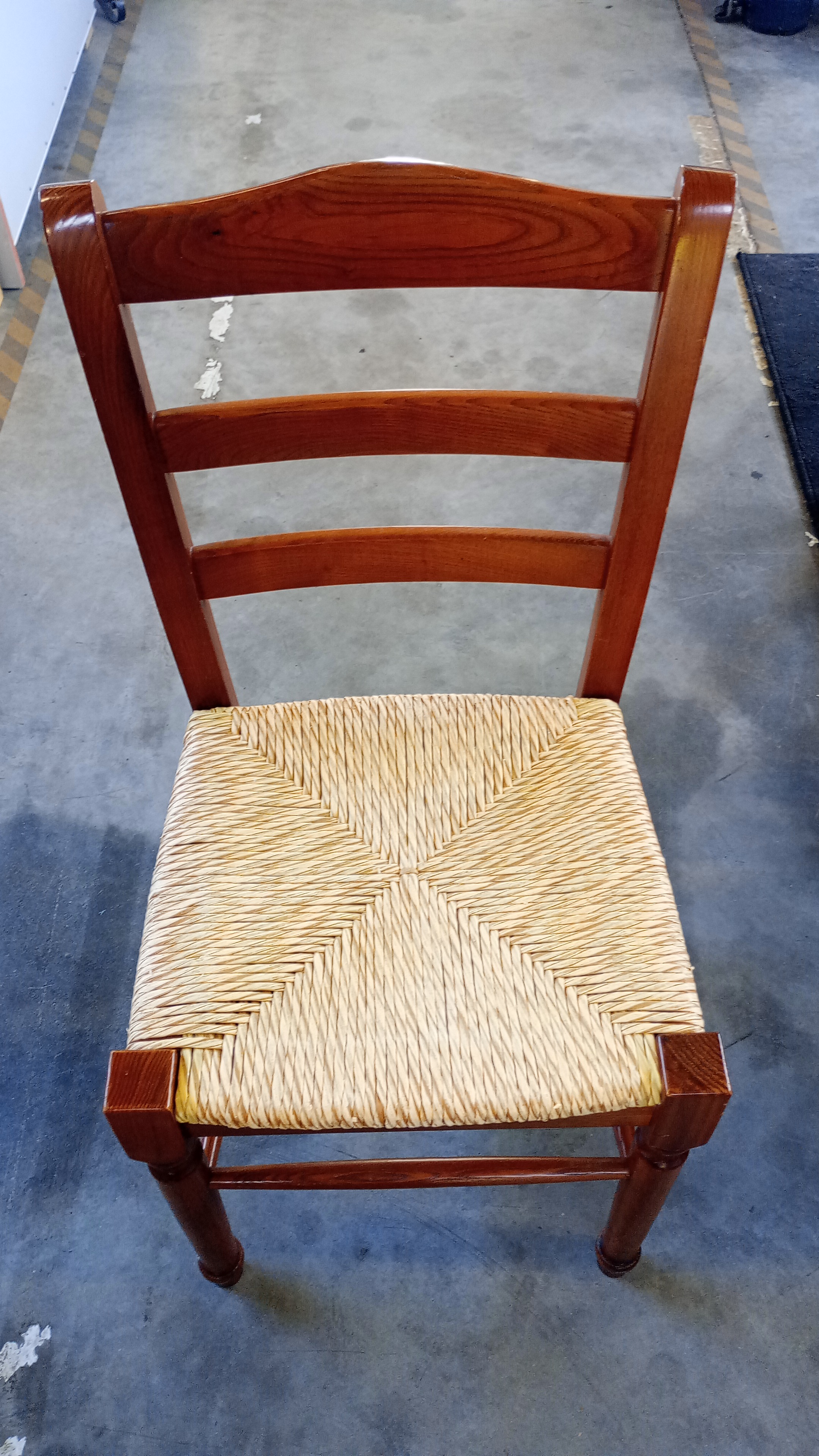 4 SEDIE IN LEGNO