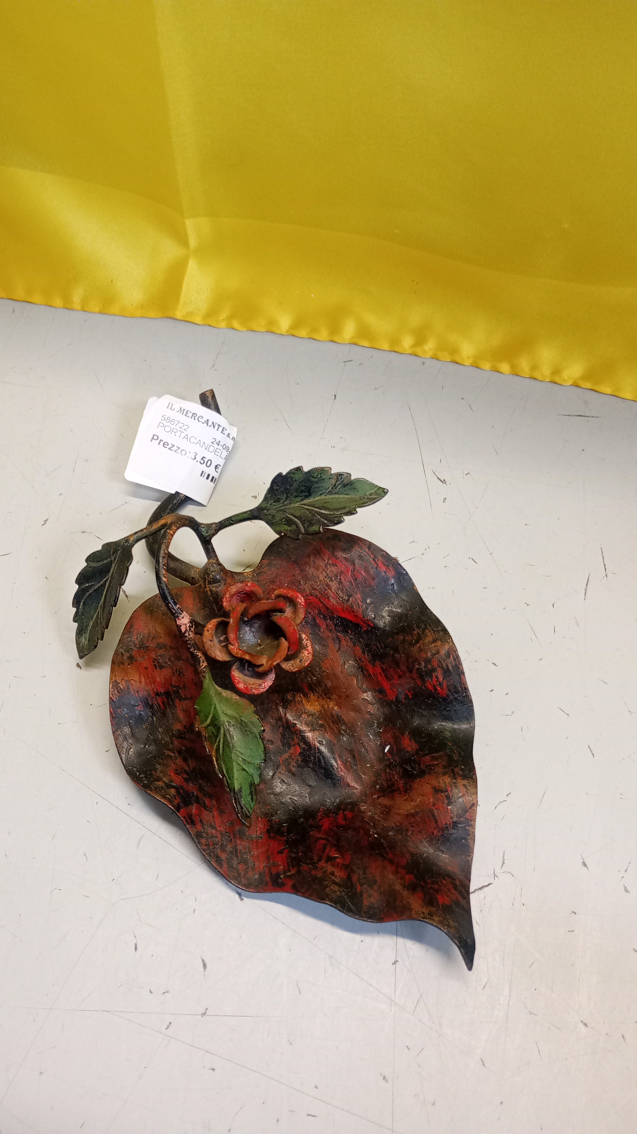PORTACANDELòA FOLGIA