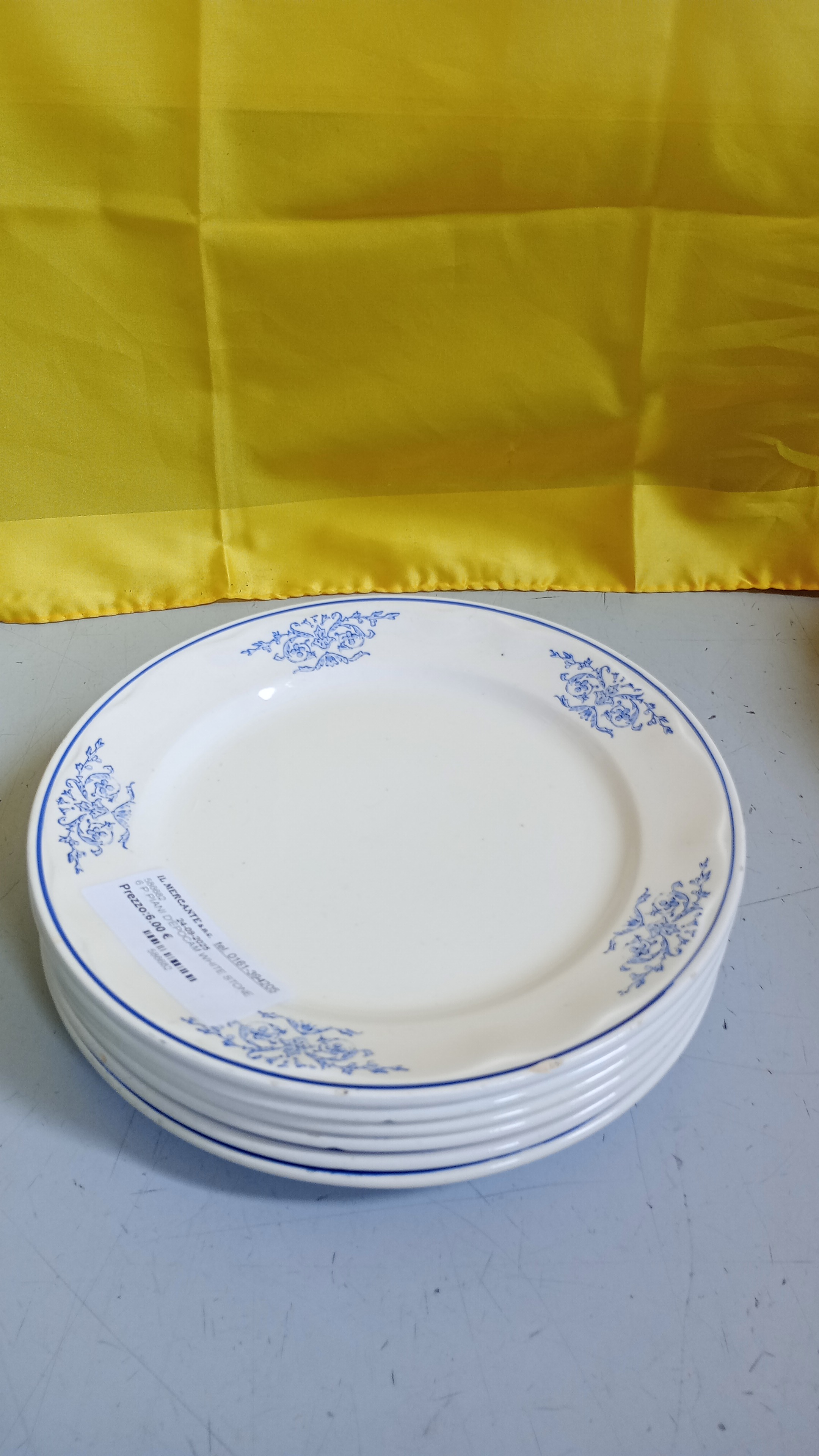 6 P.PIANI D&lsquo;EPOCAM WHITE STONE
