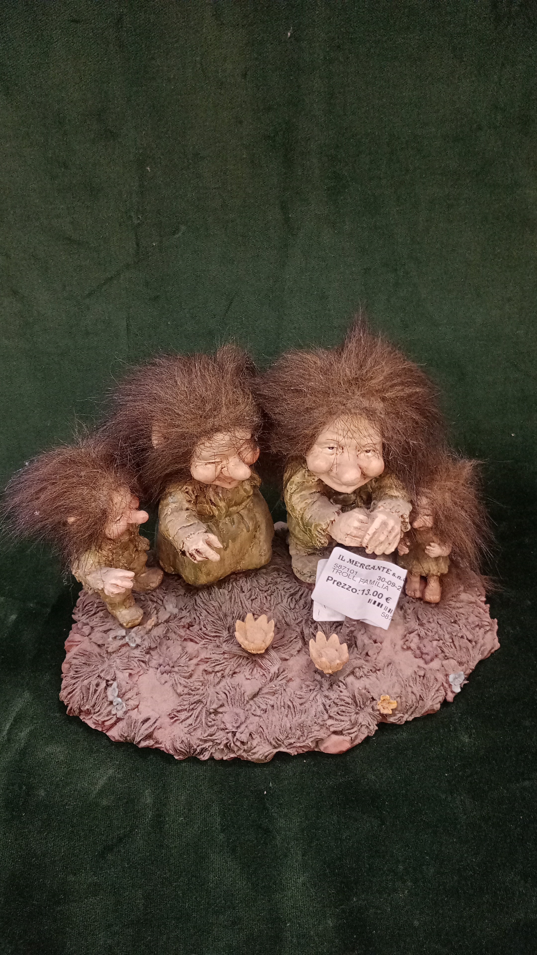 TROLL FAMILIA 
