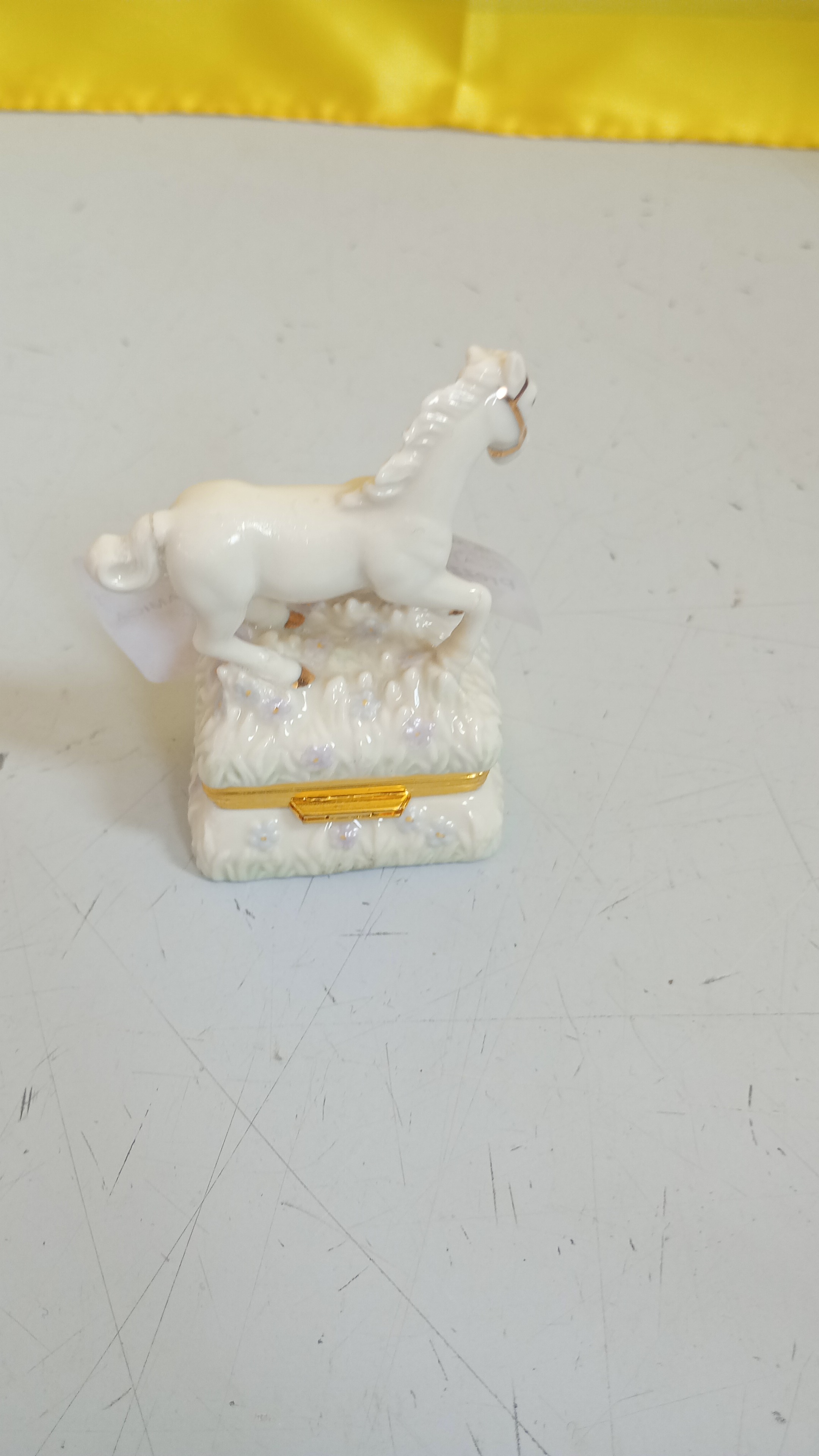 SCATOLA PORTA GIOIE IN CERAMICA