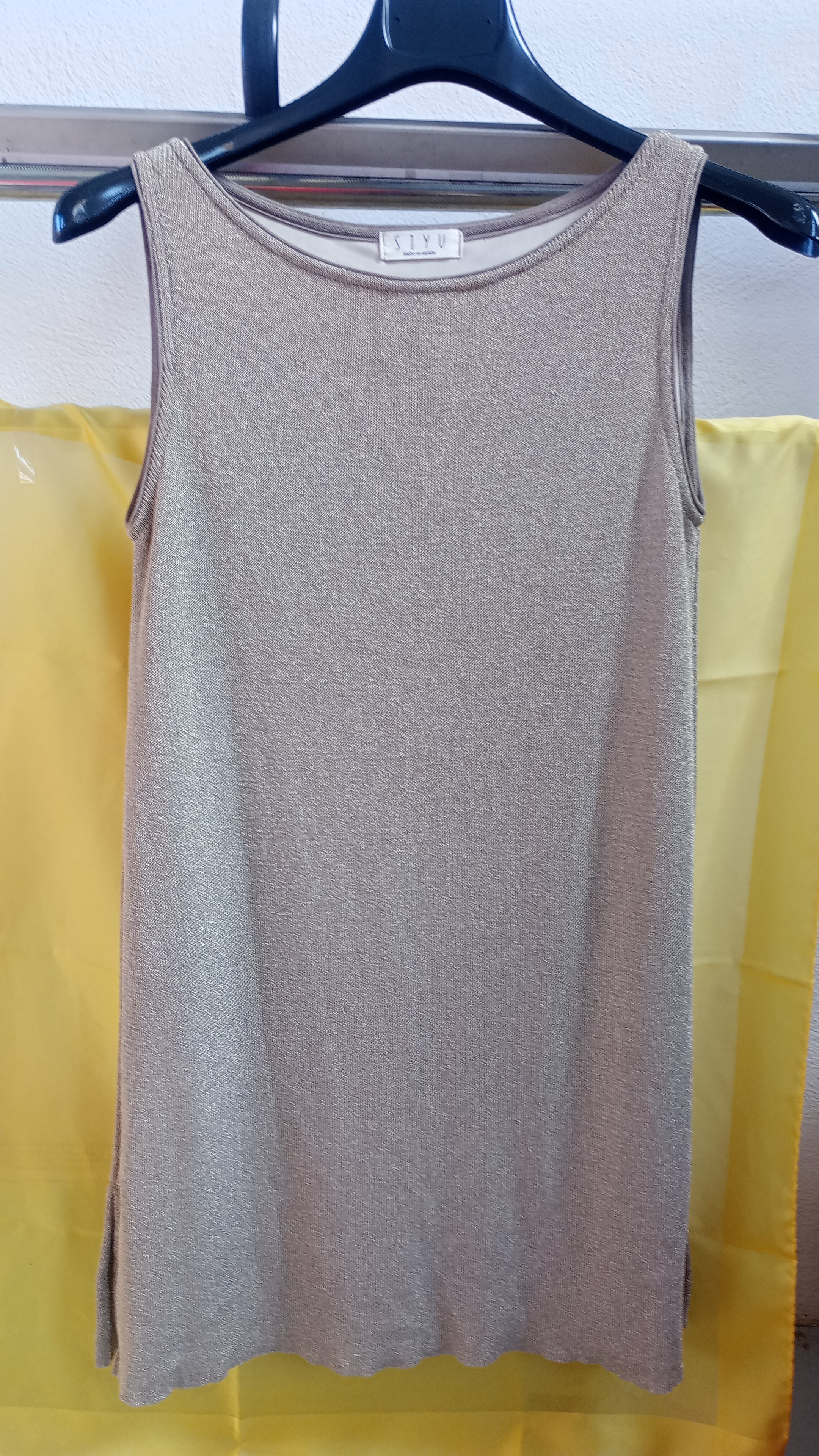 vest. dorato SIYU