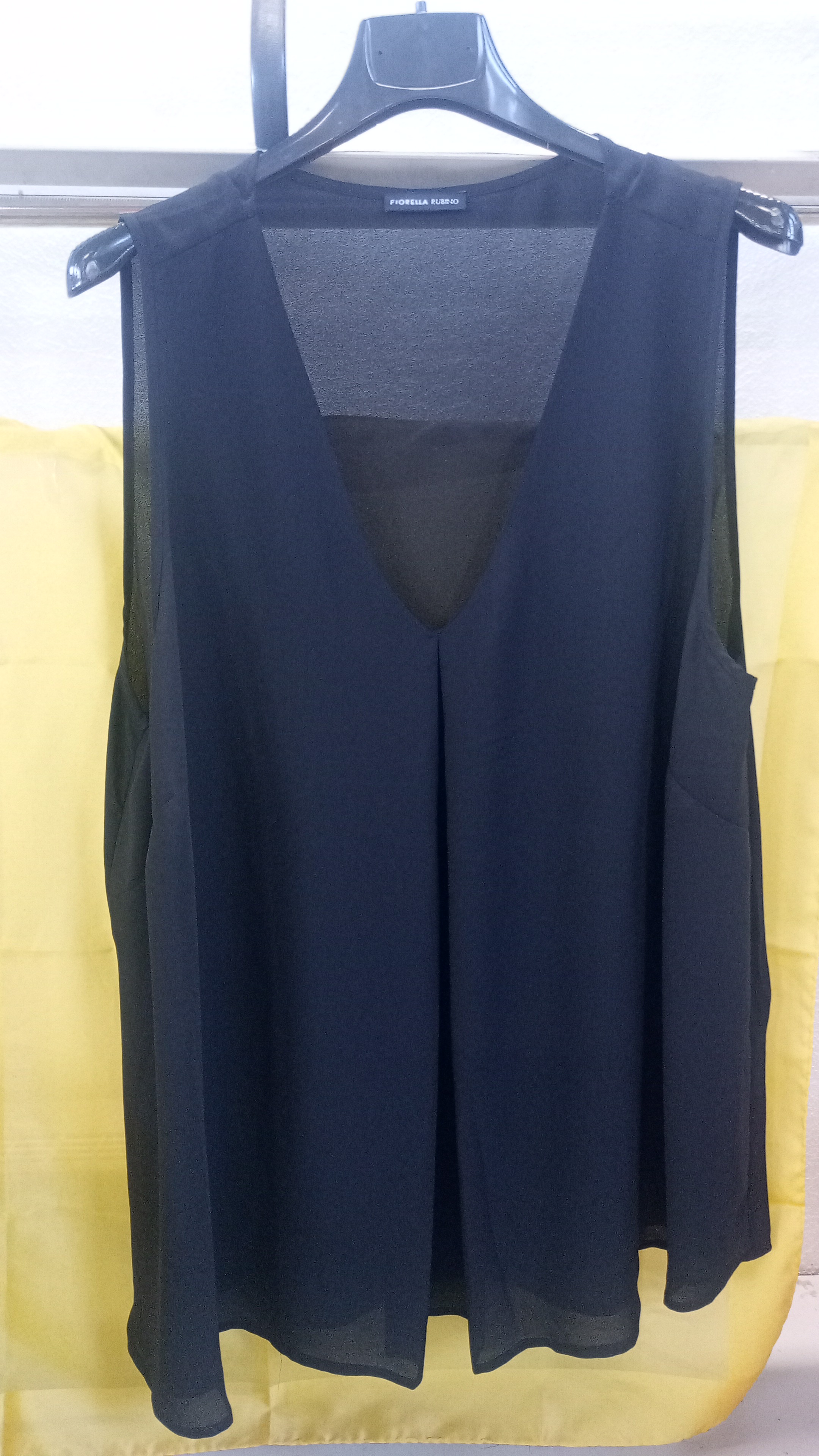  Maglia nera Fiorella Rubino