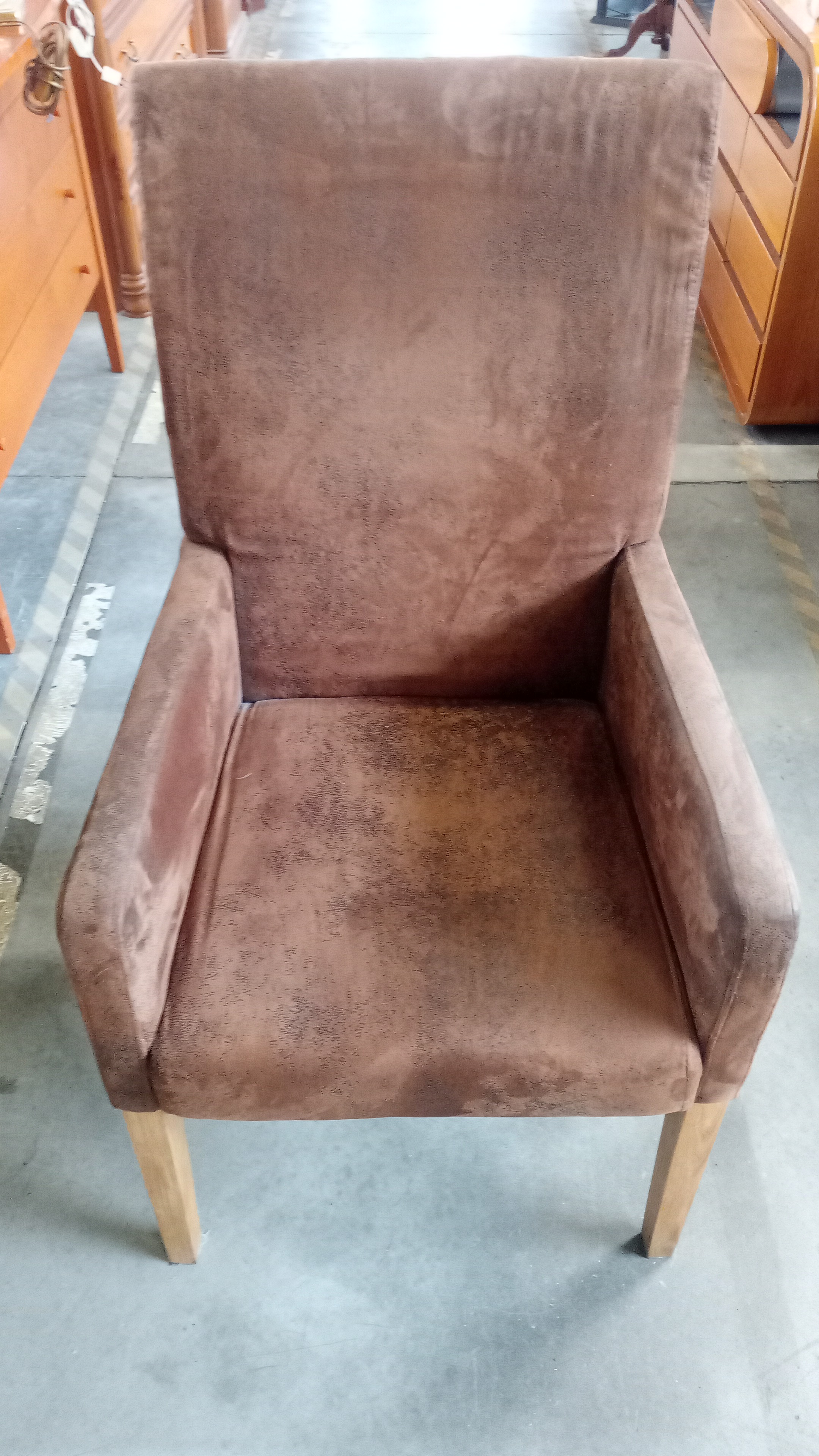 SEDIA SINGOLA SIMIL PELLE MARRONE 