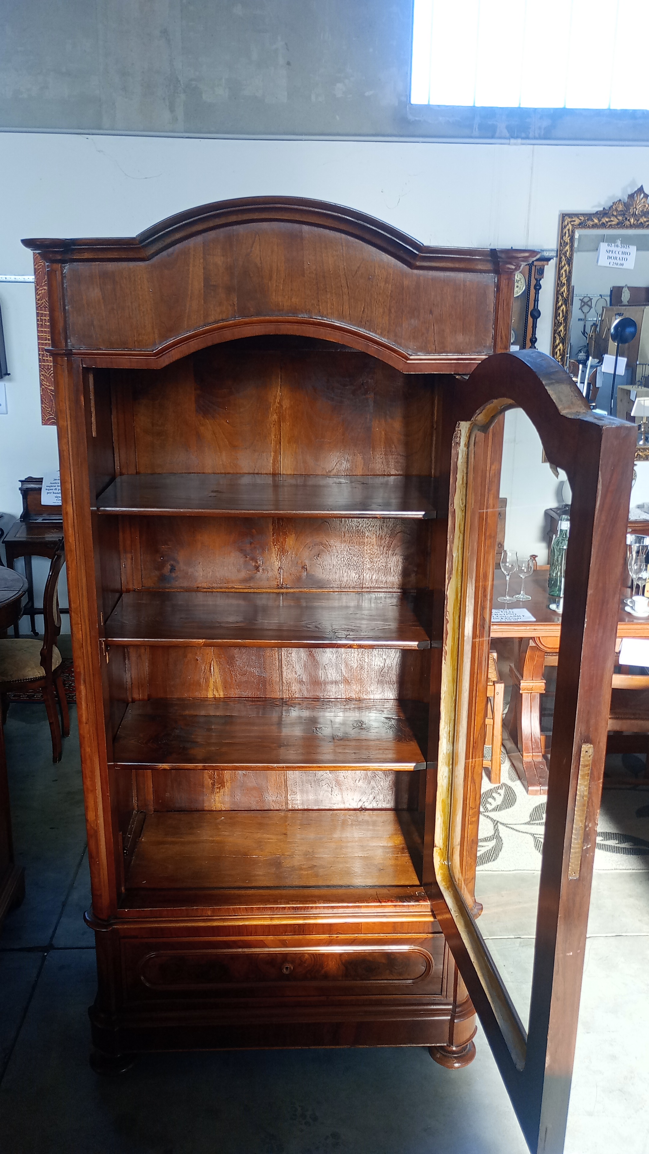 CRISTALLIERA DUE ANTE IN RADICA