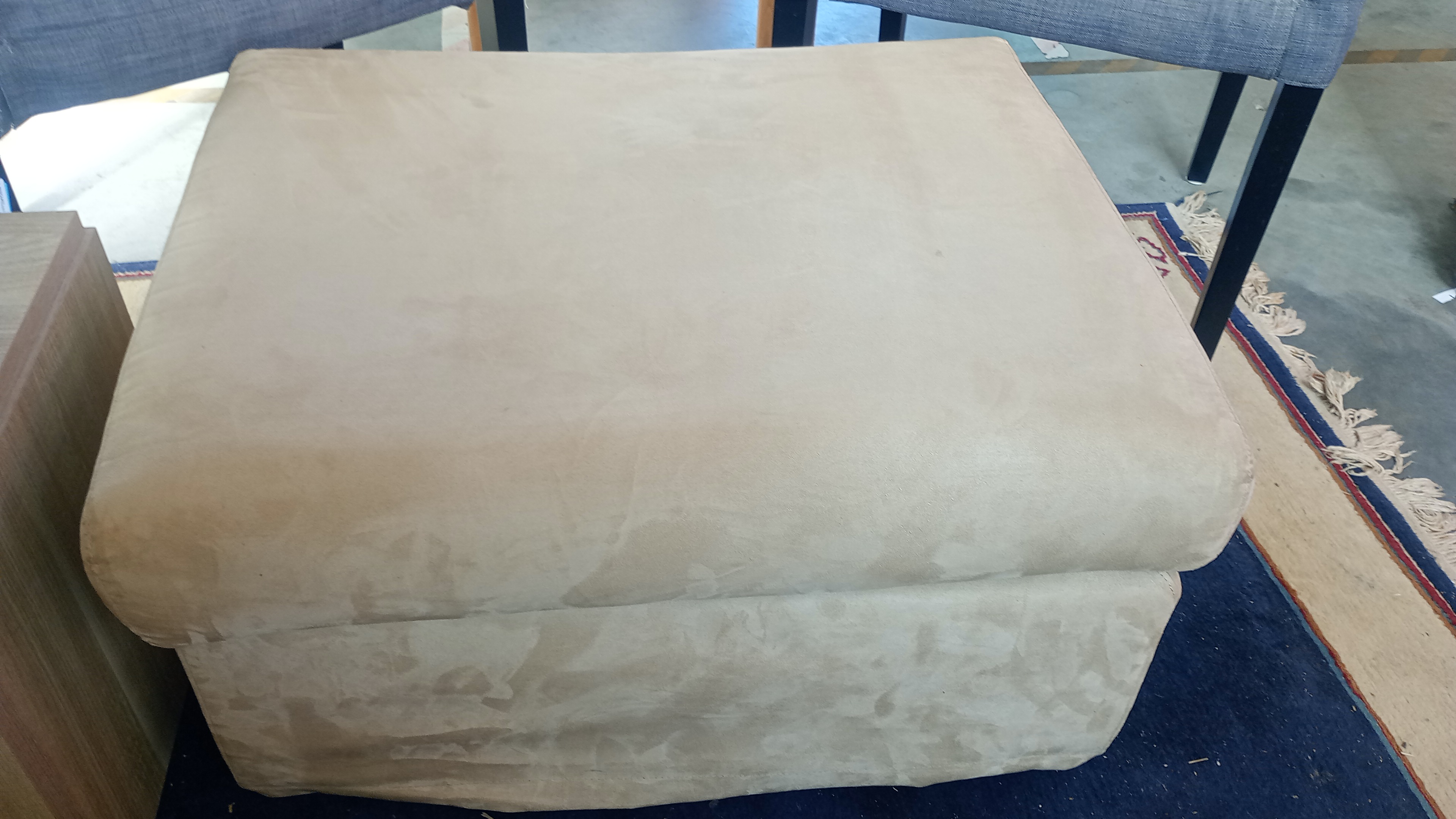 APPOGGIA PIENI / PUFFO GRIGIO