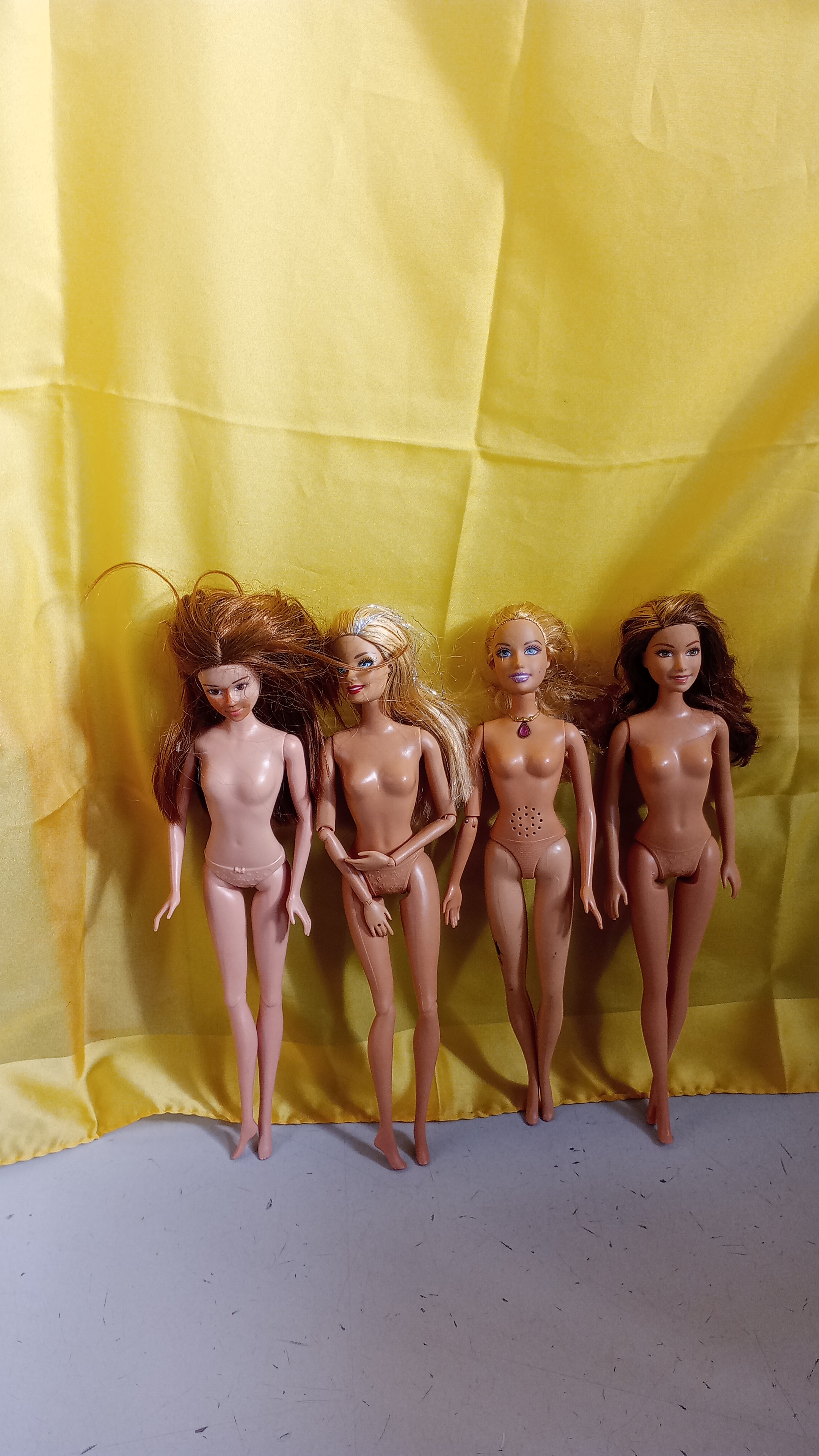 SET 4 BARBIE