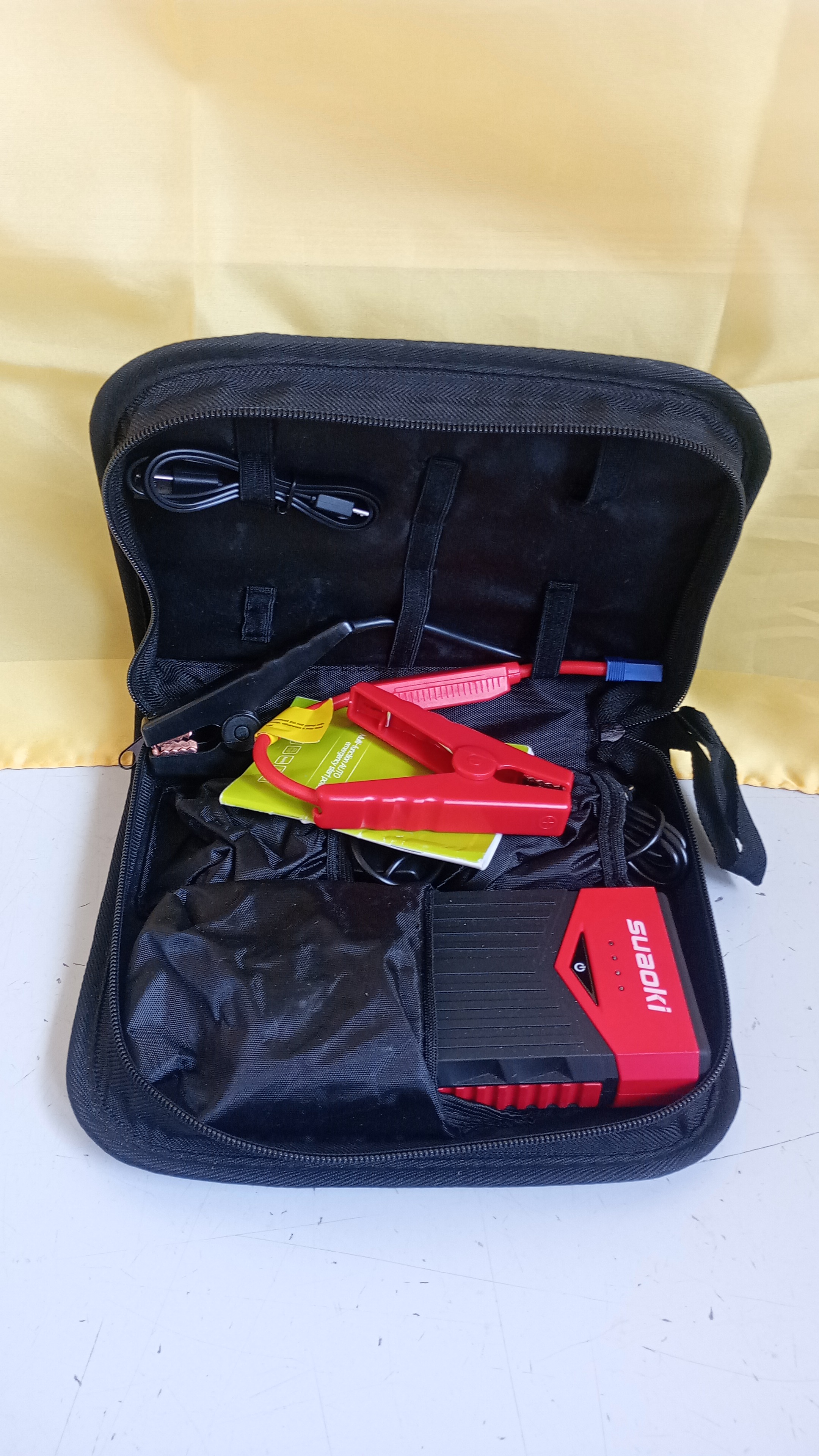 CARICA BATERIE   PER AUTO