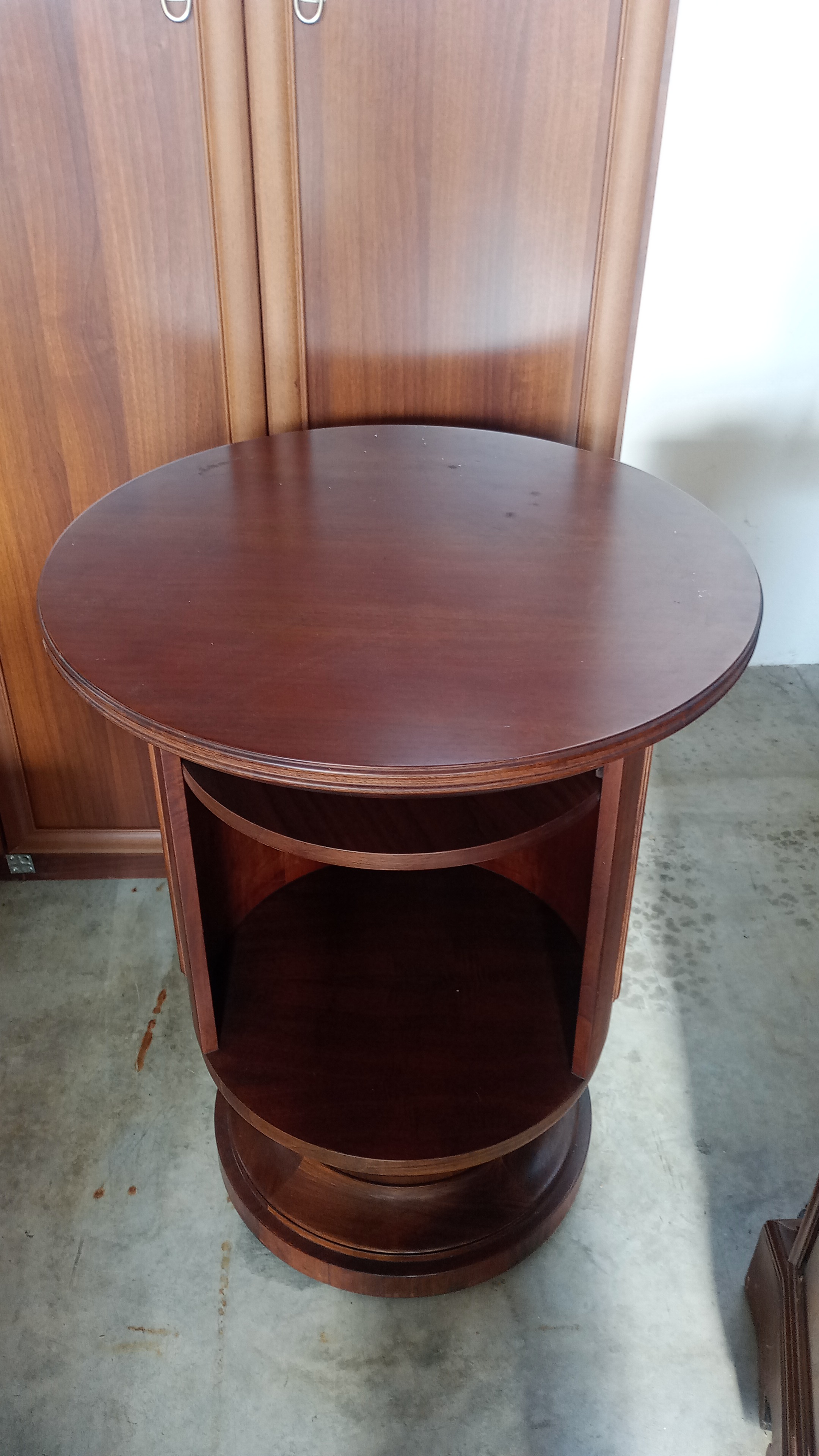 TAVOLO ROTONDO PORTA LIQUORI