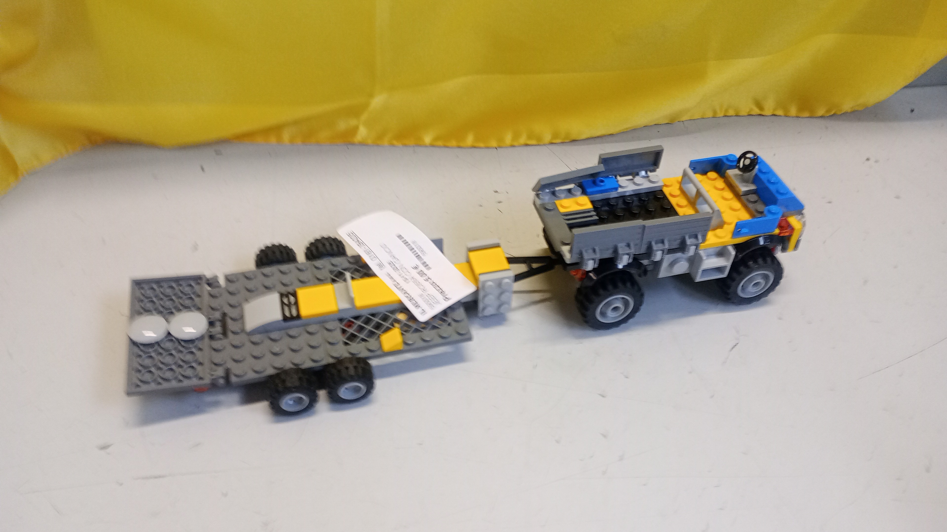 JEEP ROSSA CON GANCIO