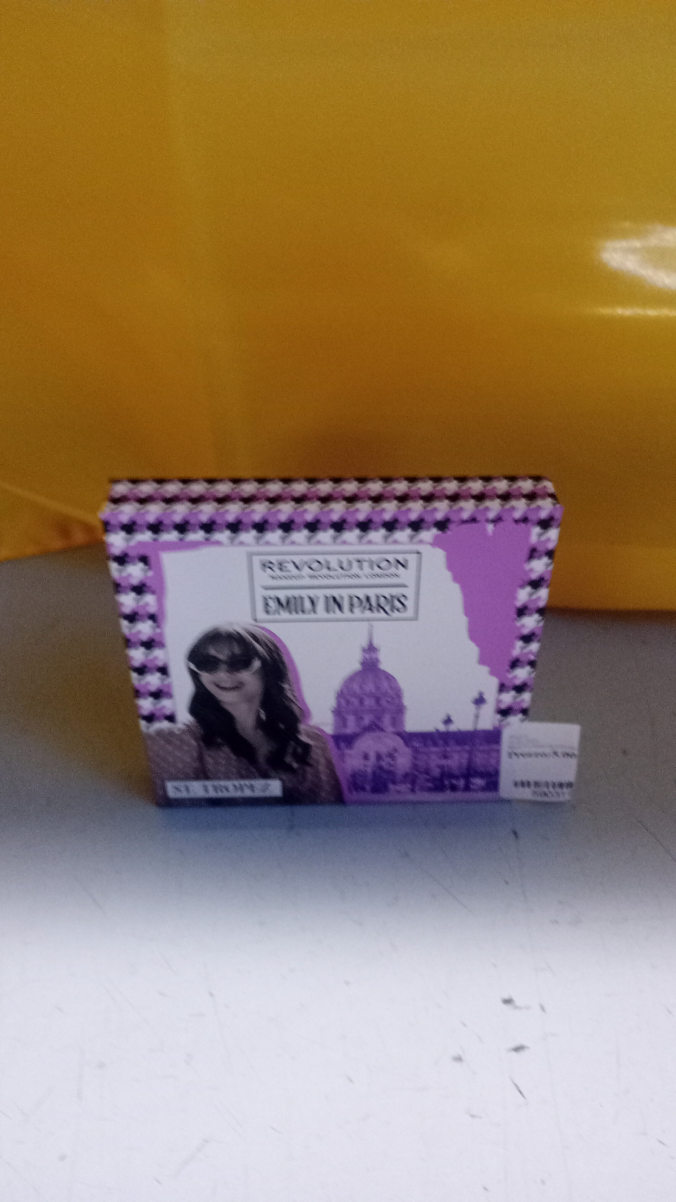 MAKUO REVOLUTION LONDON