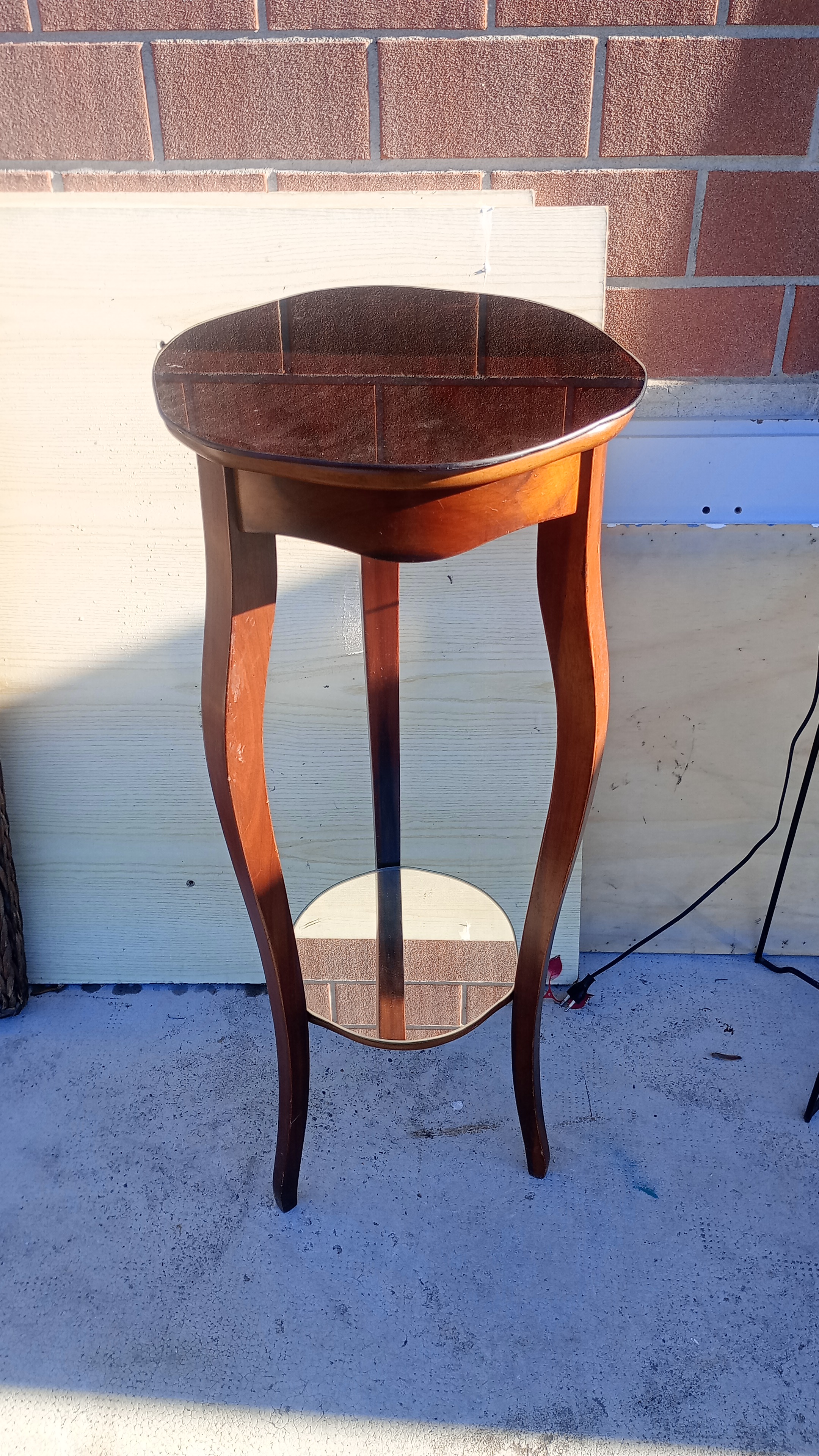 ALZATA IN LEGNO MARRONE 