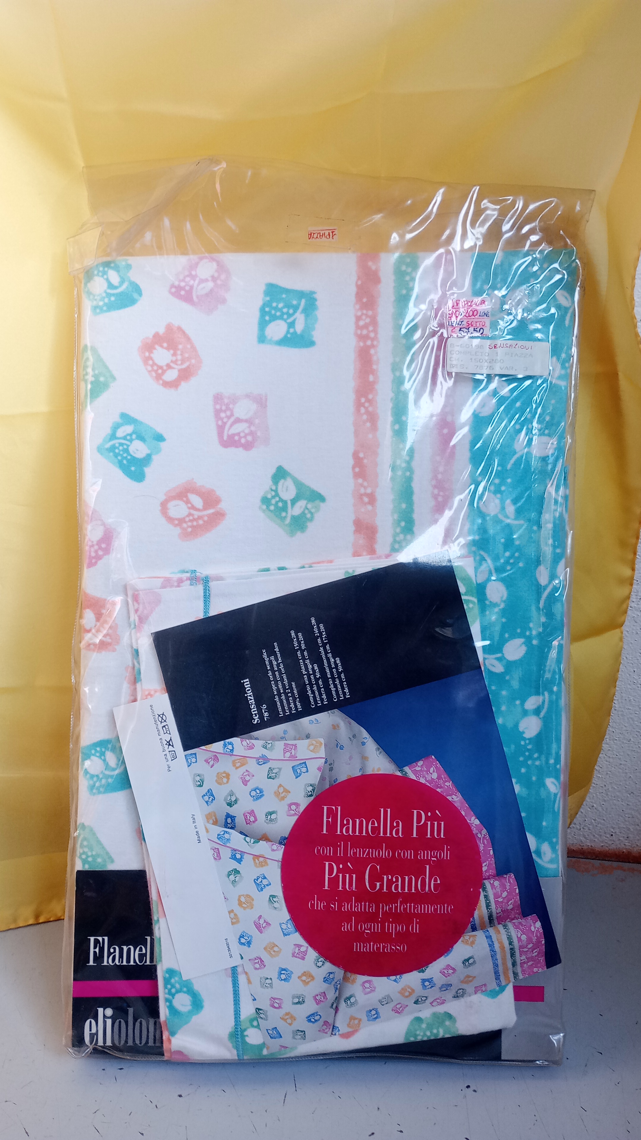  Lenzuolo sopra più sotto con disegno tulipani 90 x 200 una piazza mod Eliolona 