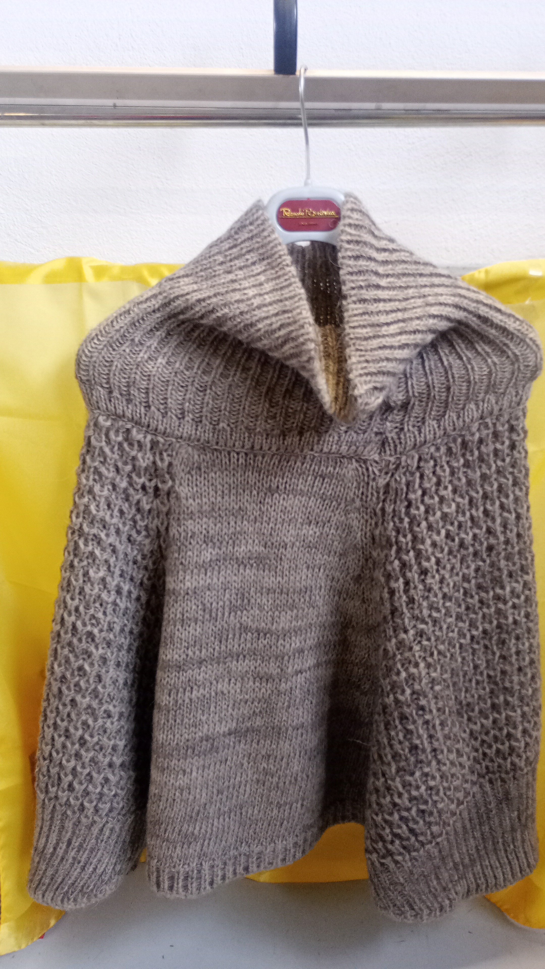 magl.a mantella in lana