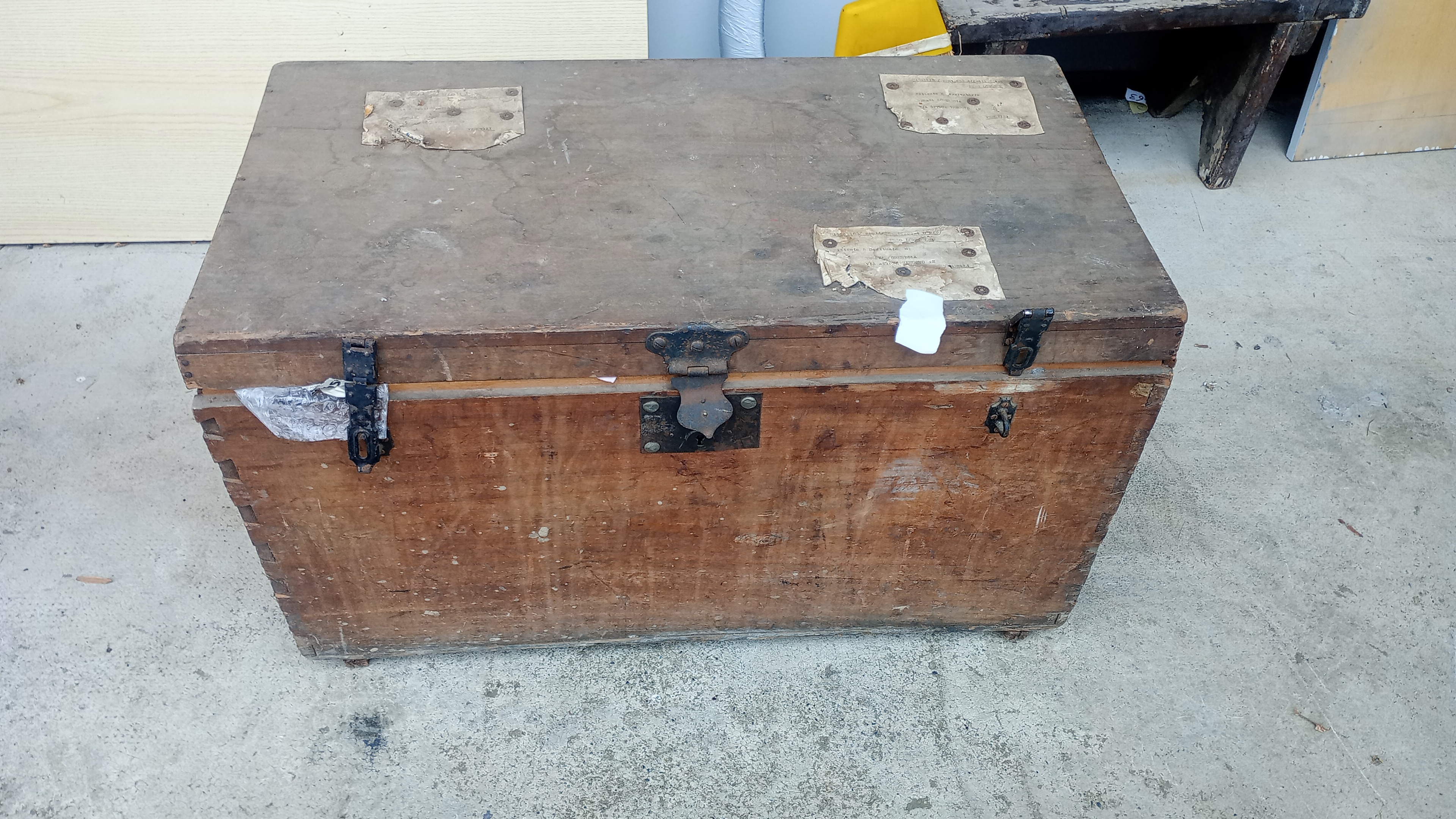 VECCHIO BAULE IN LEGNO DA VIAGGIO