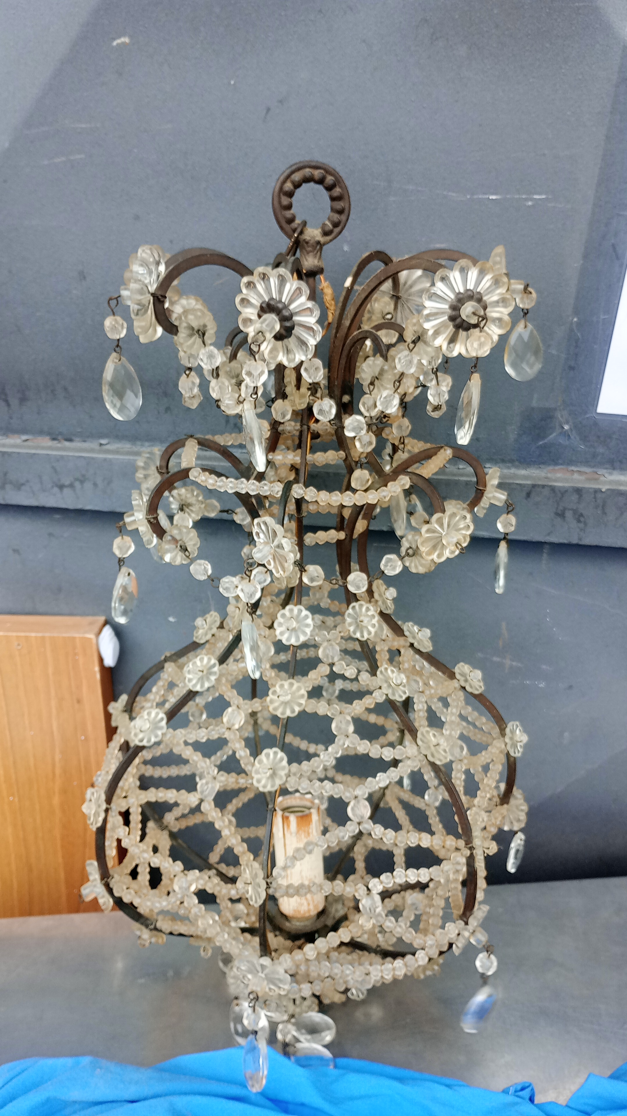 LAMPADARIO CON GOCCE 