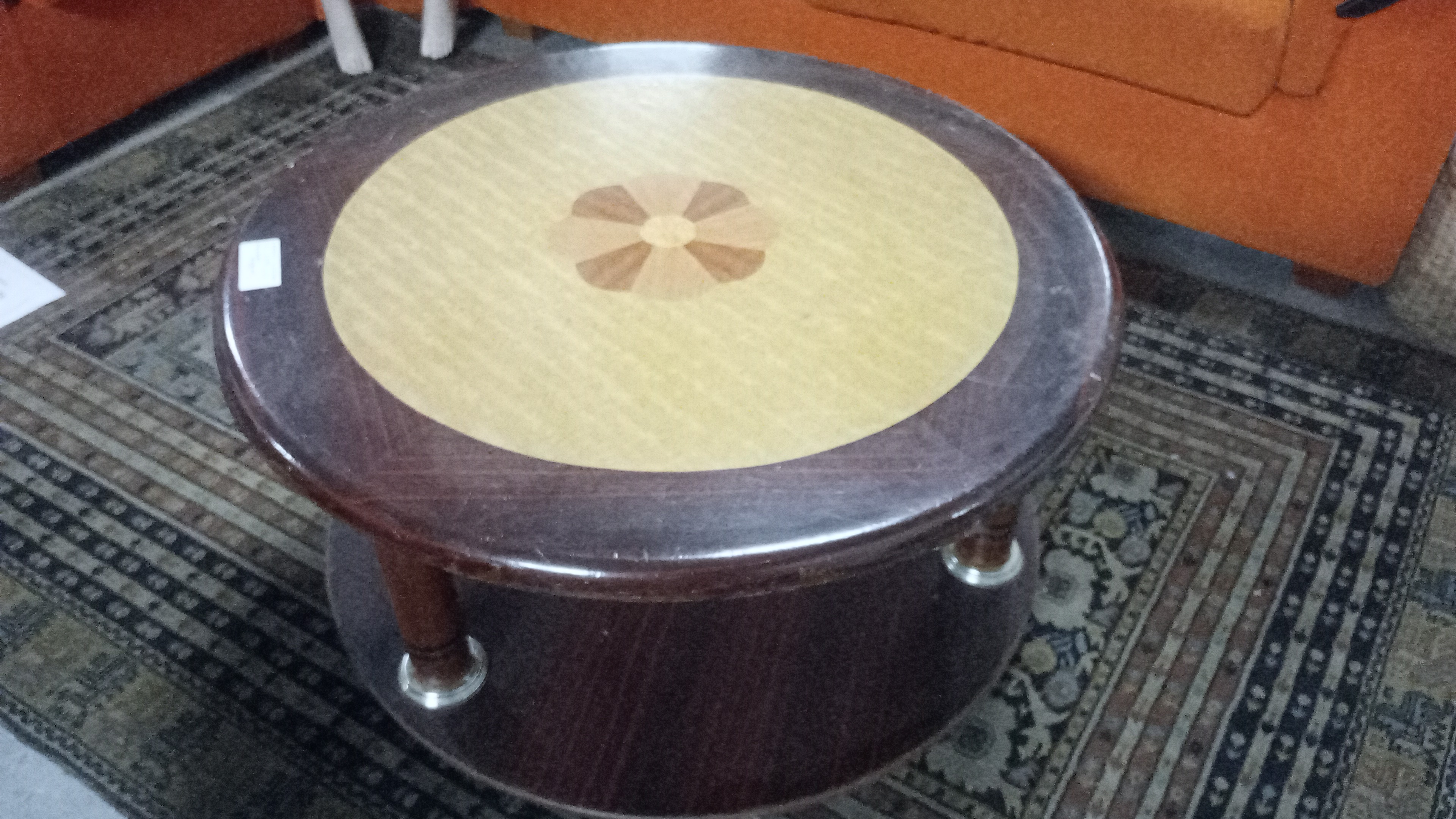 TAVOLO DA SALOTTO ROTONDO