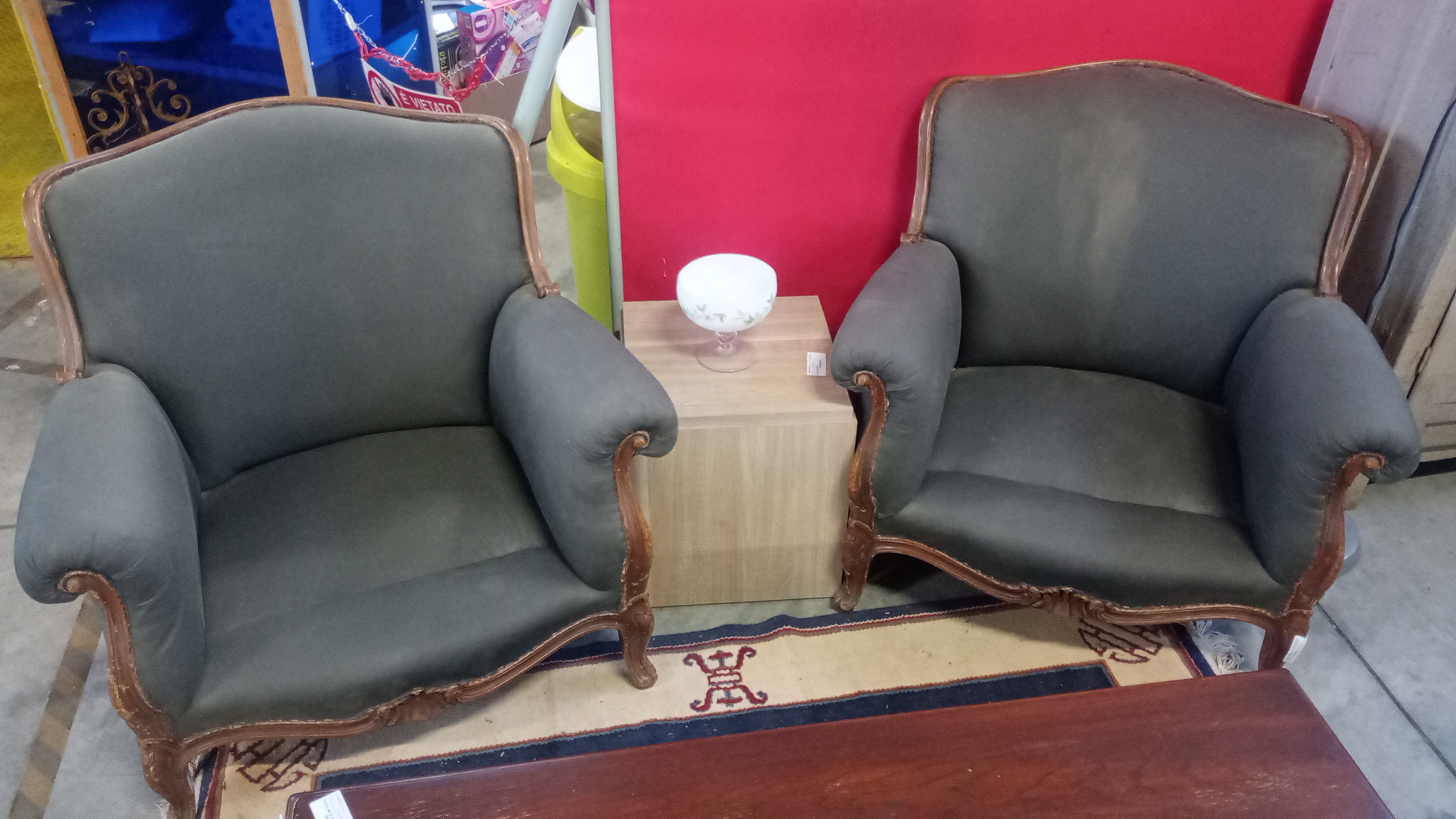 COPPIA DI POLTRONE GRIGE