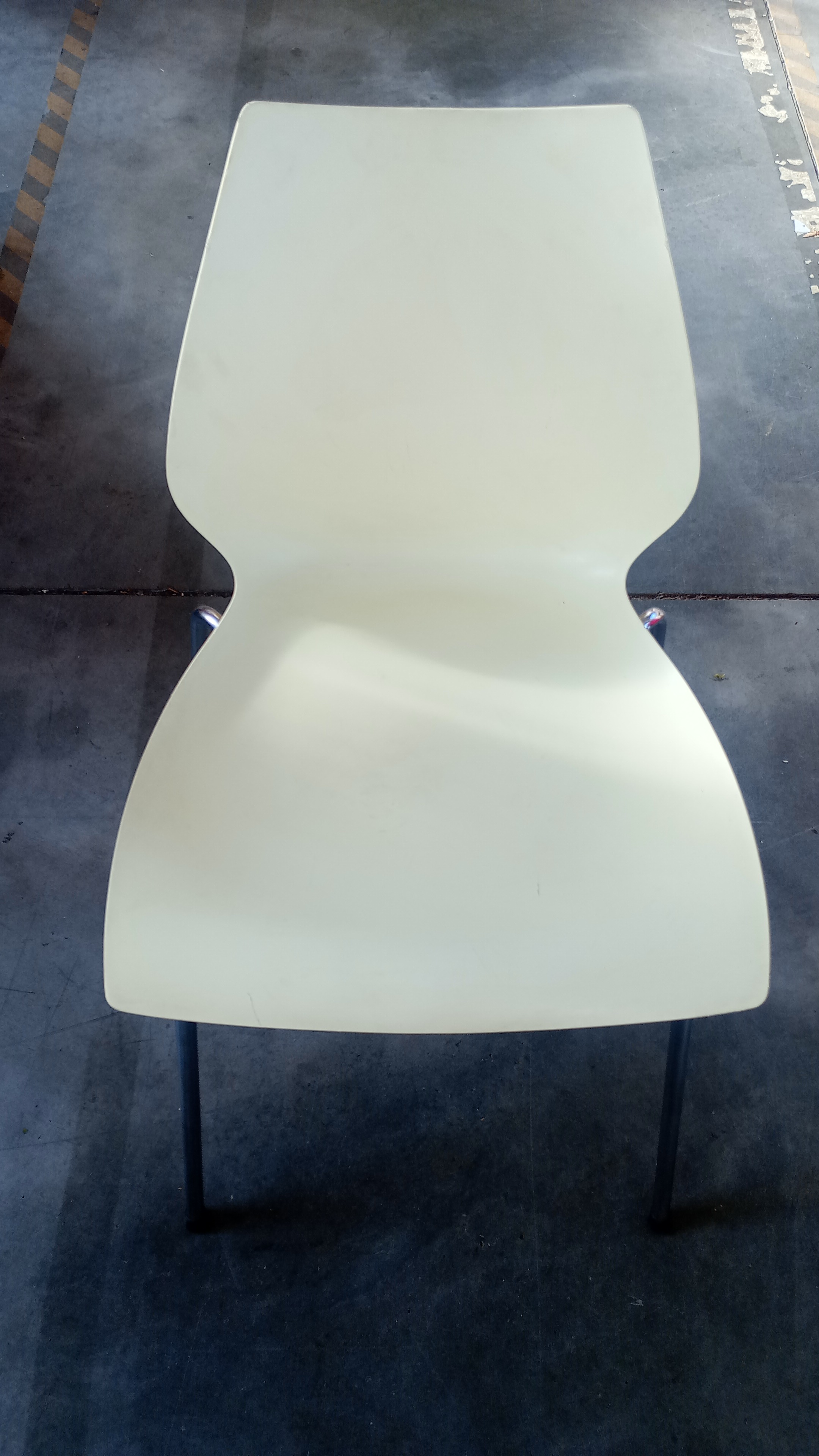4 SEDIE BIANCHE mod CHAIR MAUI by VICO MAGISTRETTI per KARTELL