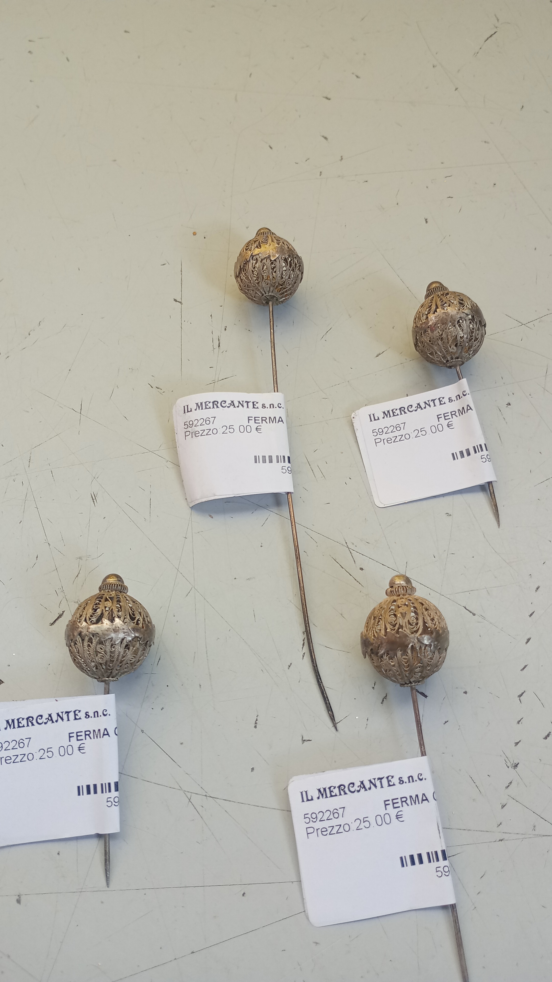 FERMA CAPELLI IN FILIGRANA TARDO 800AG 