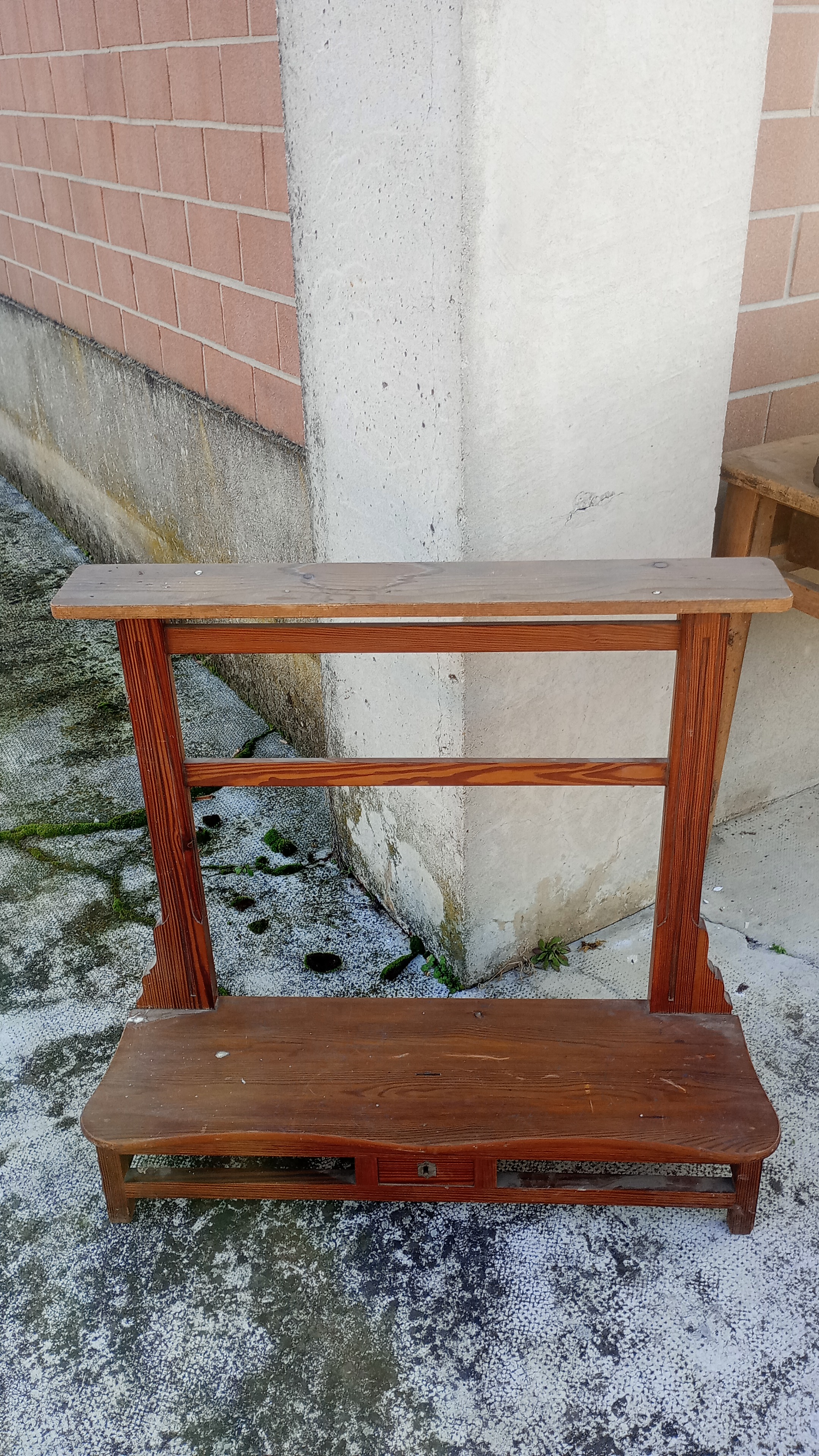 ANTICO INGINOCCHIATOIO