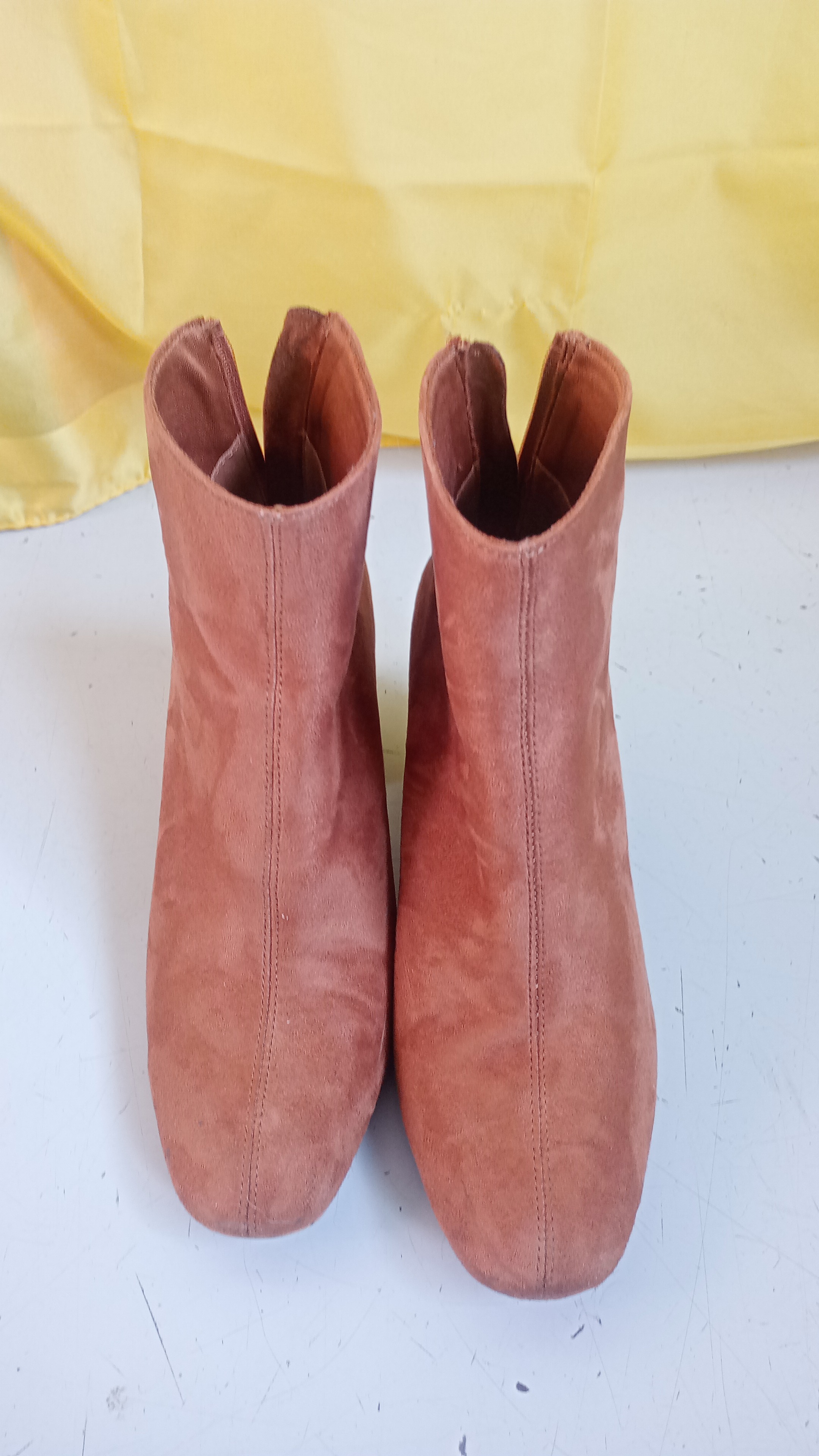 STIVALI MARRONI STRADIVARIUS N.38