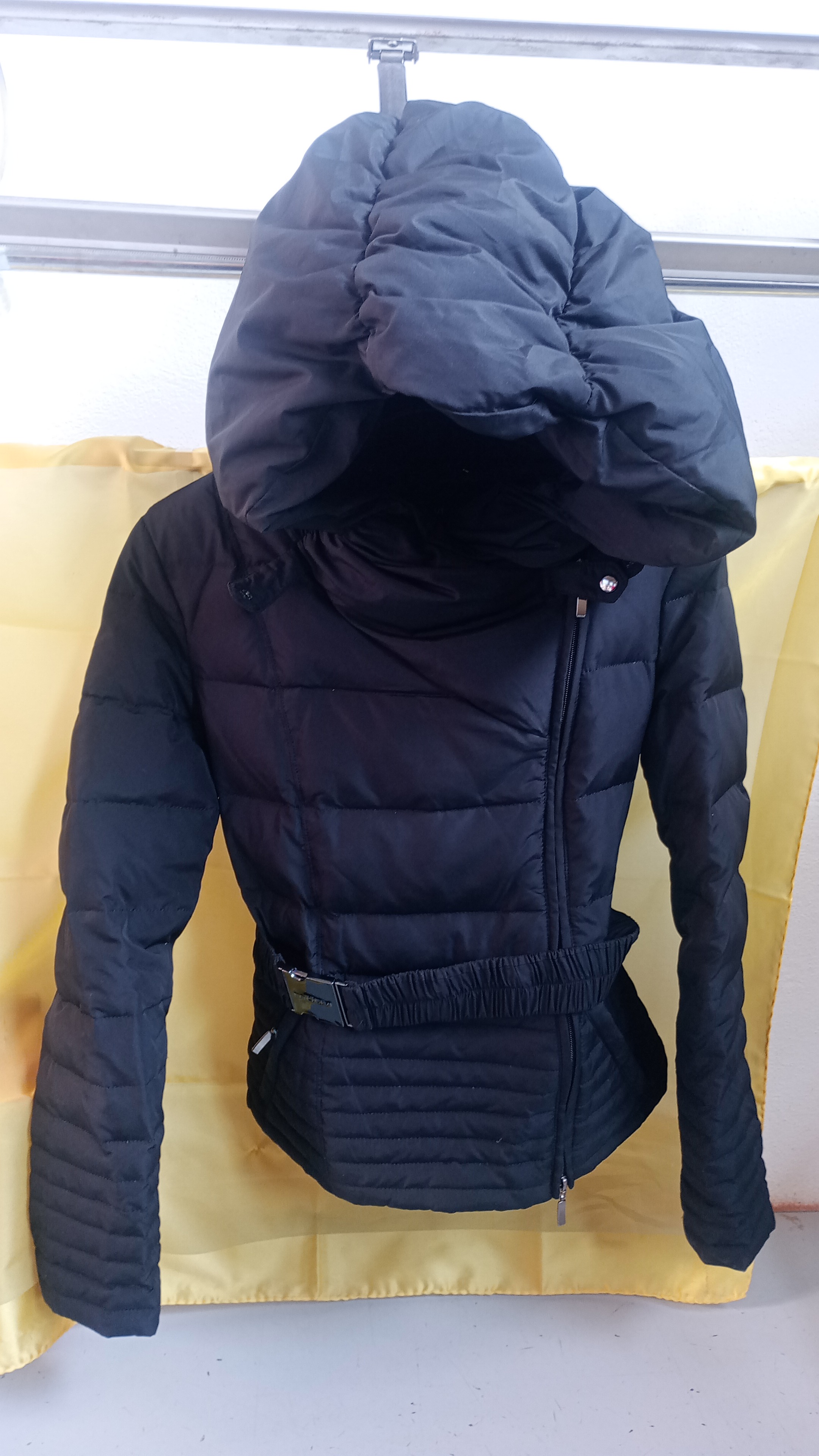 FELPA NERA CHAMPIONS